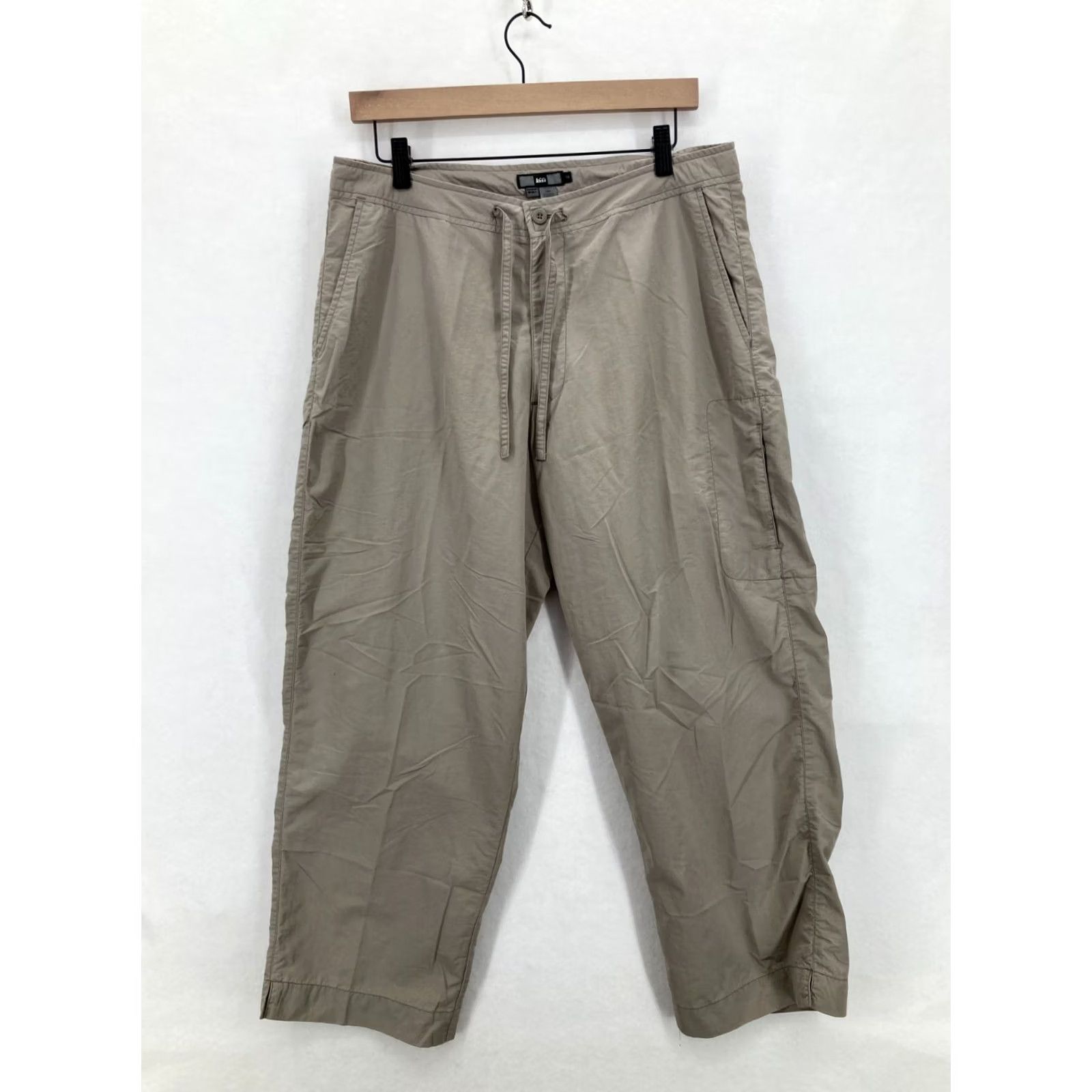 Vintage REI Hiking Pants Women's 14 Gray 100% Nylon Drawstring UPF 50 Outdoors Cropped Pants Size 24" / US 00 / IT 34 - 2 Thumbnail
