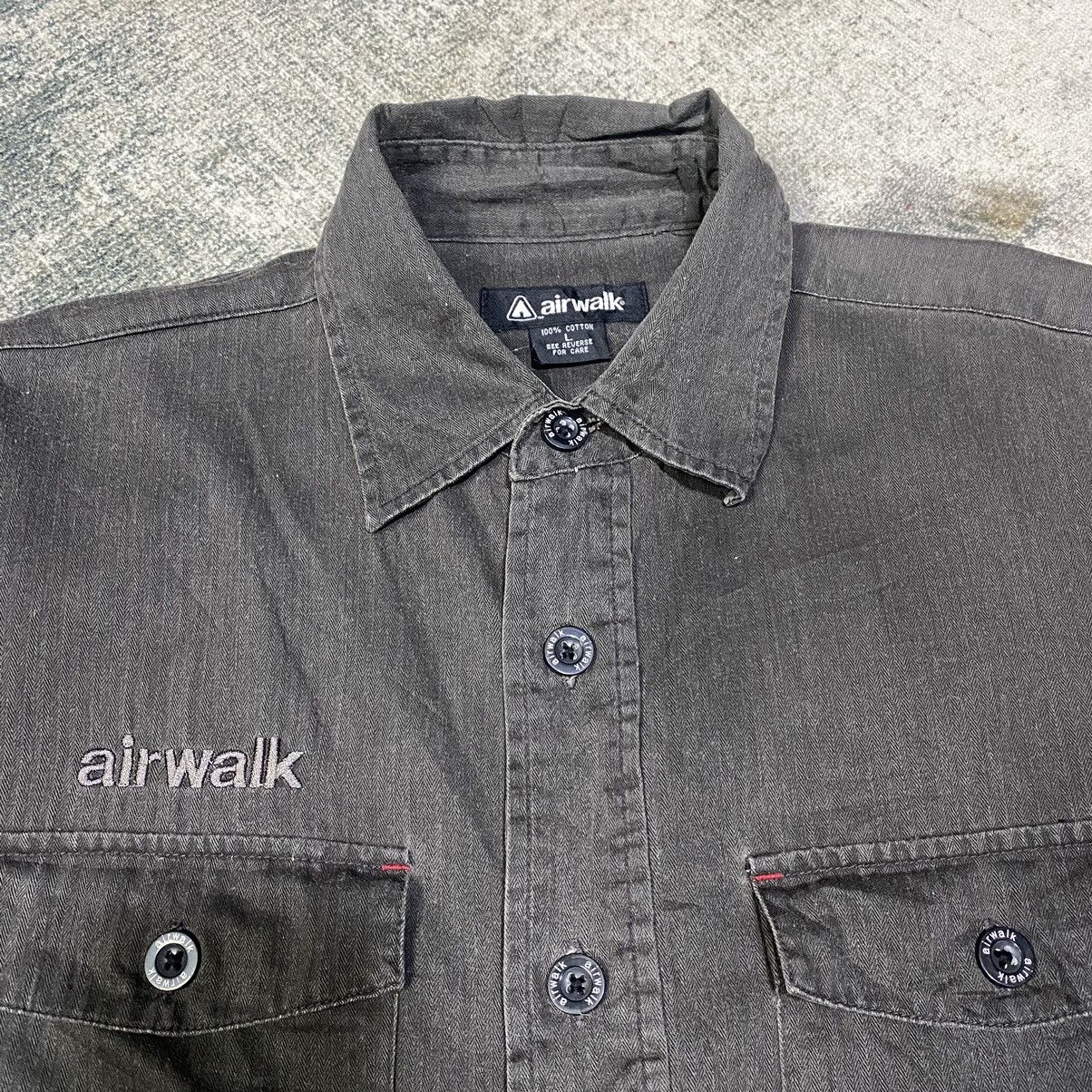 Airwalk Airwalk Shirt Button Up Double Pocket Size US L / EU 52-54 / 3 - 8 Thumbnail