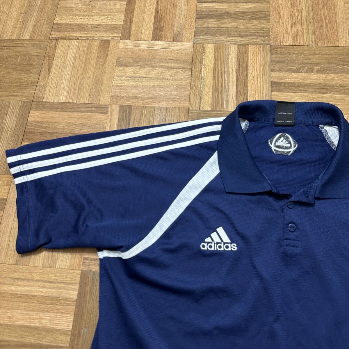 Adidas Vintage Adidas Soccer polo shirt Size US XL / EU 56 / 4 - 3 Thumbnail