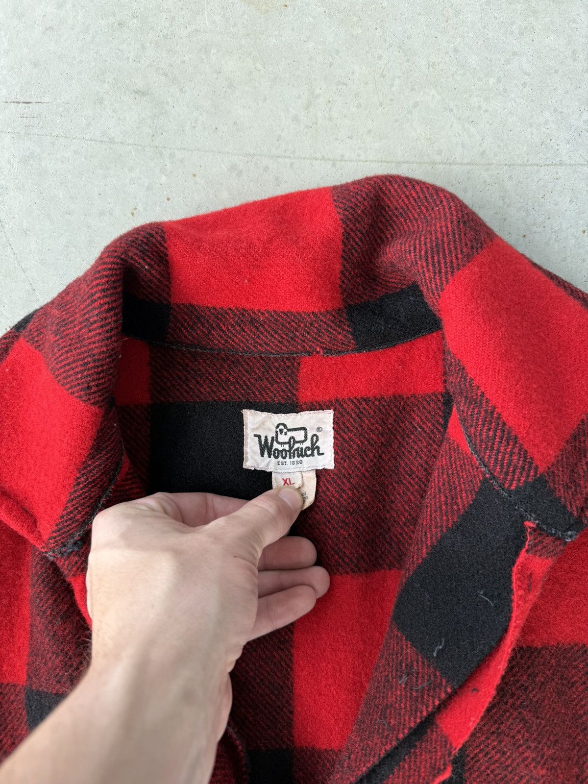 Vintage × Woolrich Woolen Mills Vintage Woolrich Red Buffalo Plaid Jacket Size US XL / EU 56 / 4 - 5 Thumbnail