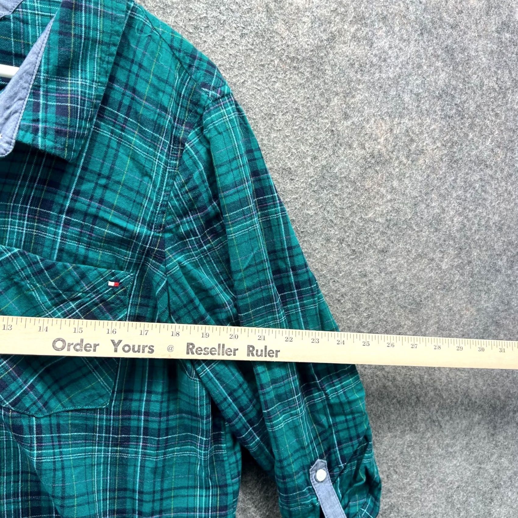 Tommy Hilfiger VINTAGE Tommy Hilfiger Shirt Womens XL Green Plaid Pocket Button Down Preppy Western Size XL / US 12-14 / IT 48-50 - 3 Thumbnail