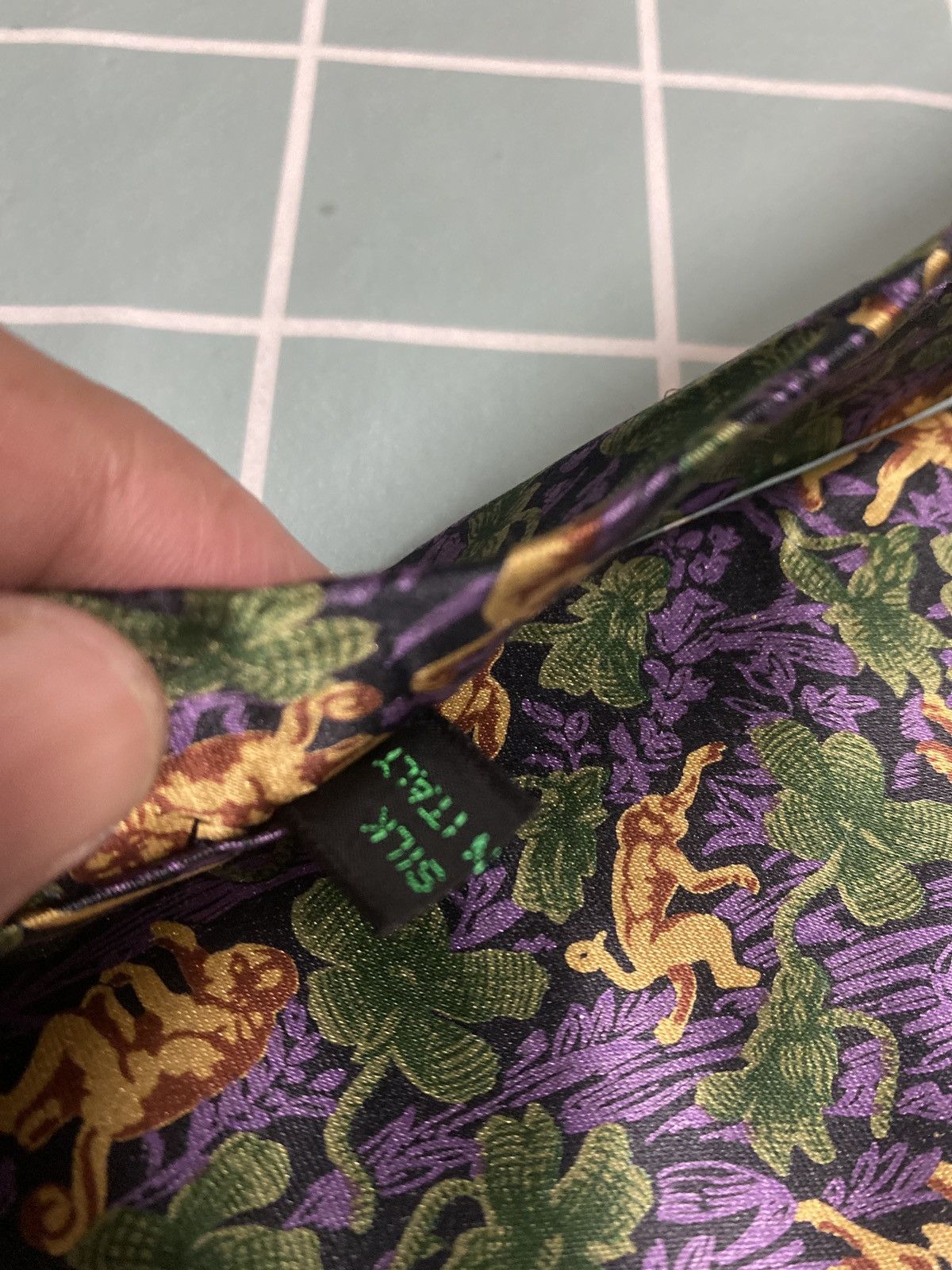 Bottega Veneta Bottega Venetta Ties Animal Print Repeat Silk Necktie Size ONE SIZE - 6 Thumbnail