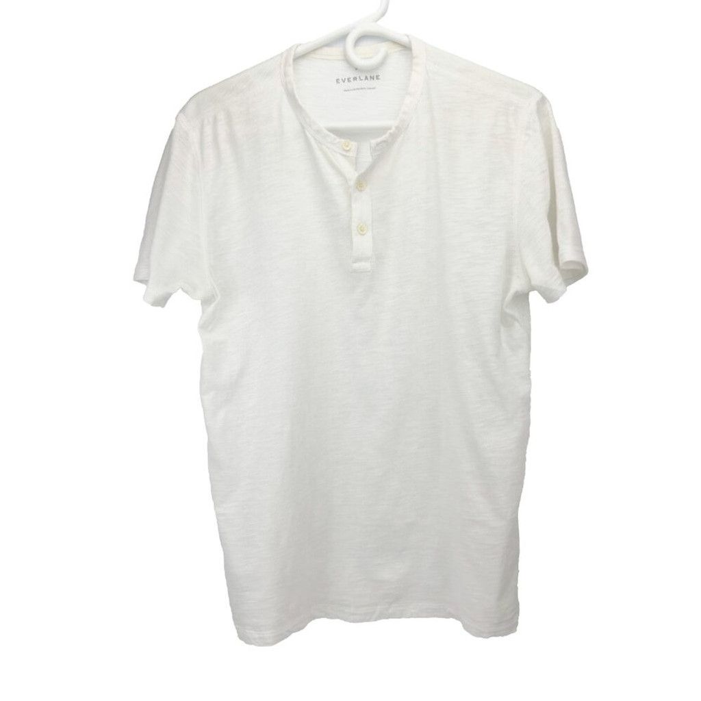 Everlane EVERLANE White Henley T-Shirt Light Crew Neck 3 button sz M Size US M / EU 48-50 / 2 - 2 Thumbnail
