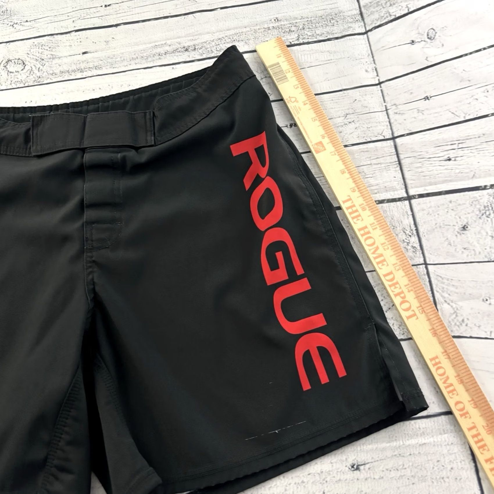 Vintage Rogue Fitness Crossfit WOD Board Shorts Men's Black Size 33 Size US 32 / EU 48 - 2 Thumbnail