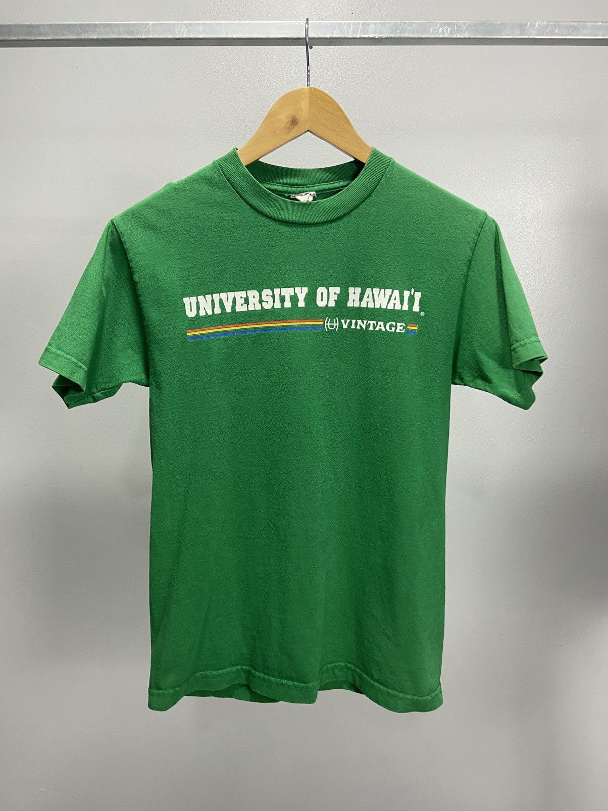 Alstyle Vintage University of Hawaii t shirt Size US XS / EU 42 / 0 - 2 Thumbnail