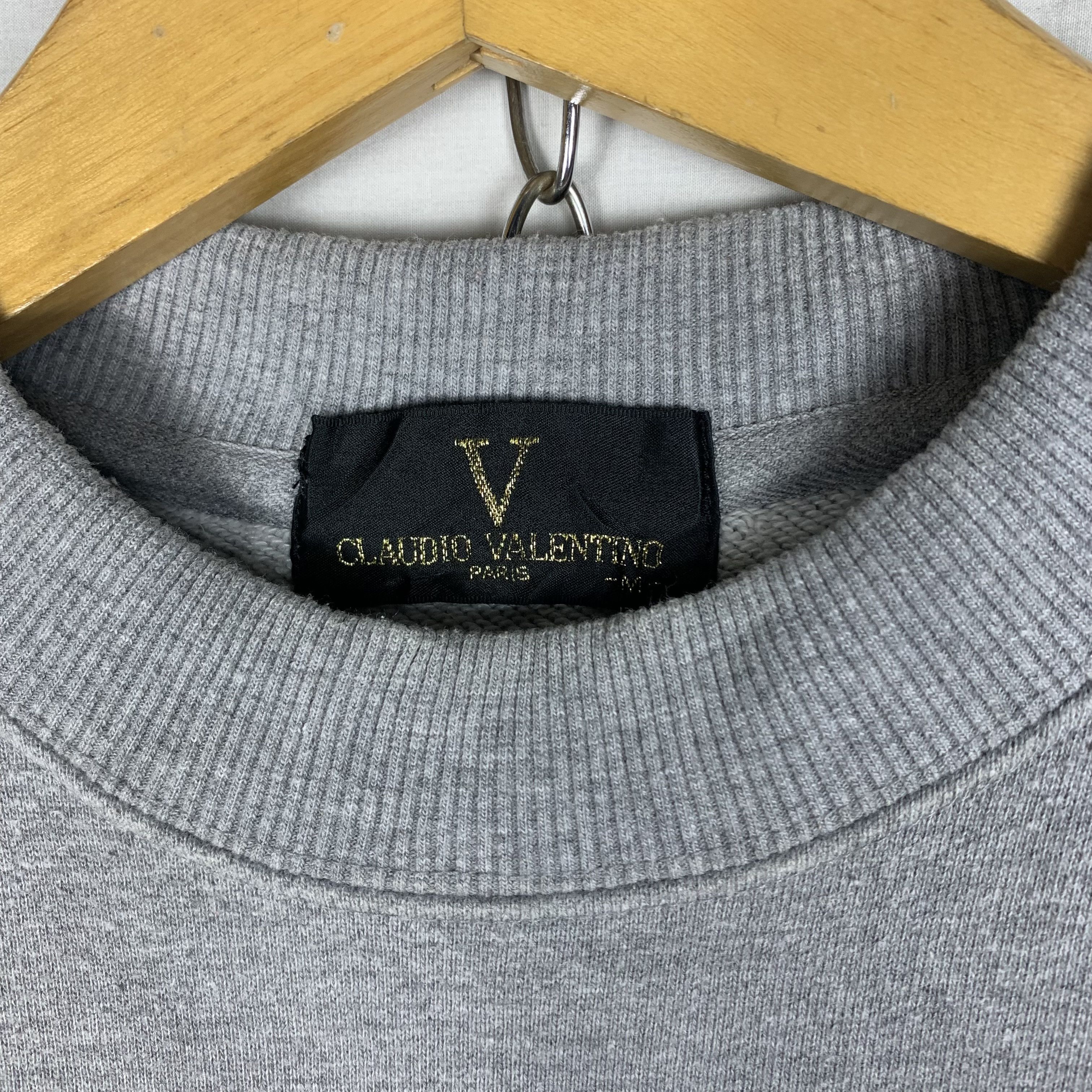 Valentino Vintage Claudio Valentino Sweatshirt Crewneck Size US L / EU 52-54 / 3 - 3 Thumbnail