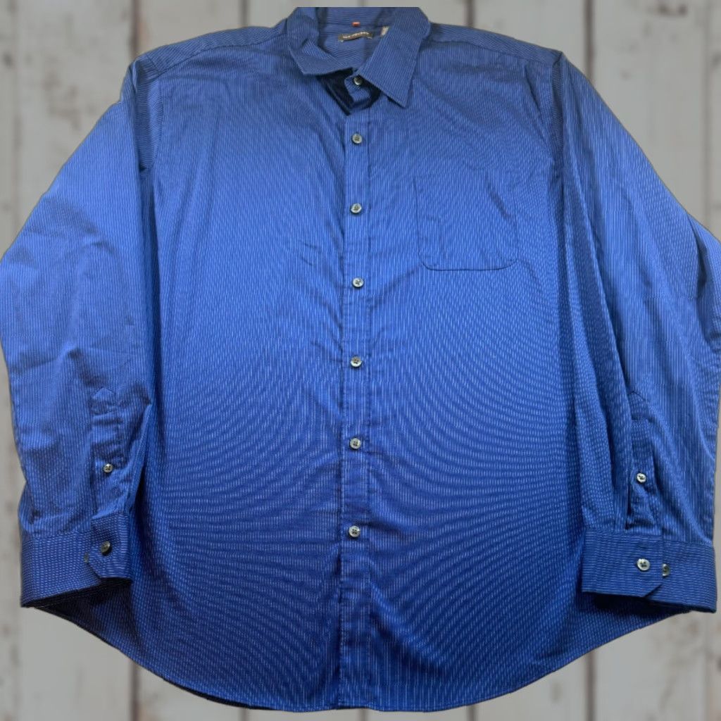 Van Heusen VINTAGE Van Heusen Traveler Long Sleeve Button-Up Shirt XL Blue Striped Men’s 1901 Shirt Classic Travel Button-Up Mens XL Blue Striped Shirt 1901 Size US XL / EU 56 / 4 - 1 Thumbnail