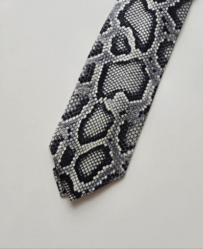 Tom Ford o1sm1stk0824 Size: OS / Silk Tie in Black Grey Size ONE SIZE - 2 Thumbnail