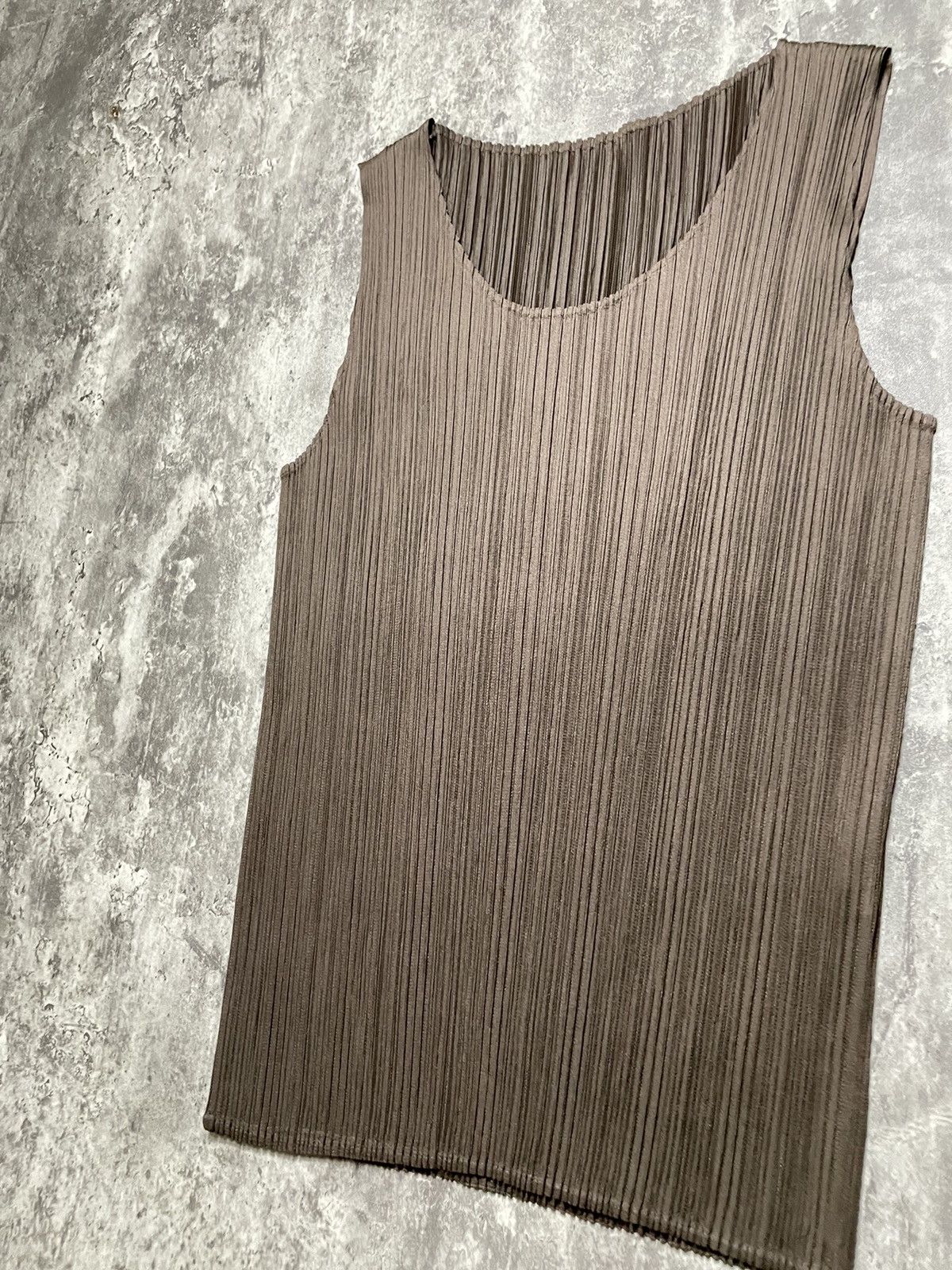 Pleats Please Issey Miyake Issey Miyake Pleats Please Sleeveless Cut And Sew Size M / US 6-8 / IT 42-44 - 3 Thumbnail