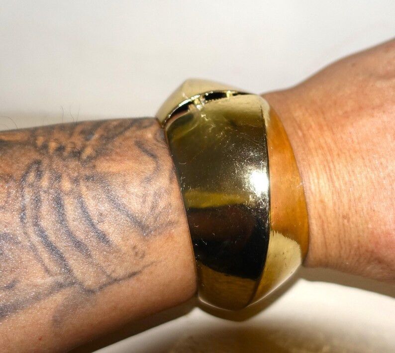 Vintage Gold tone Cuff Clasp Bold Bracelet Size ONE SIZE - 7 Thumbnail