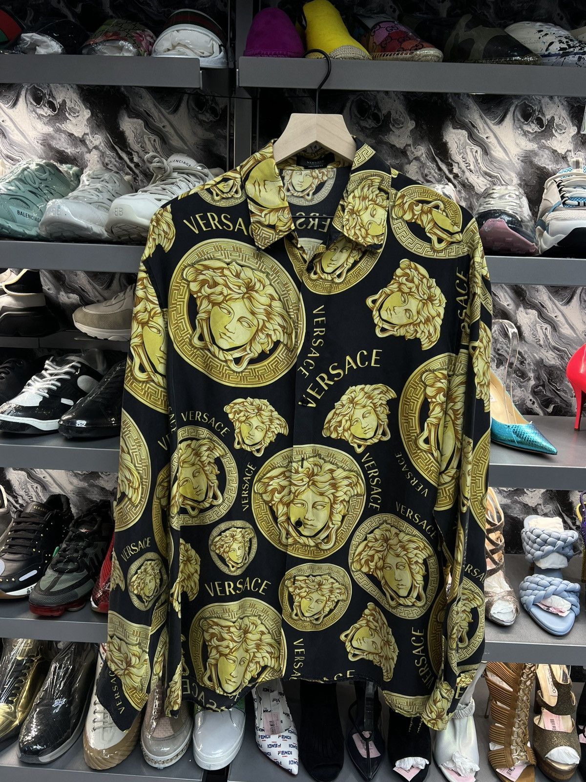 Versace Versace Madusa Print Long Sleeve Button Up Size US XS / EU 42 / 0 - 1 Thumbnail