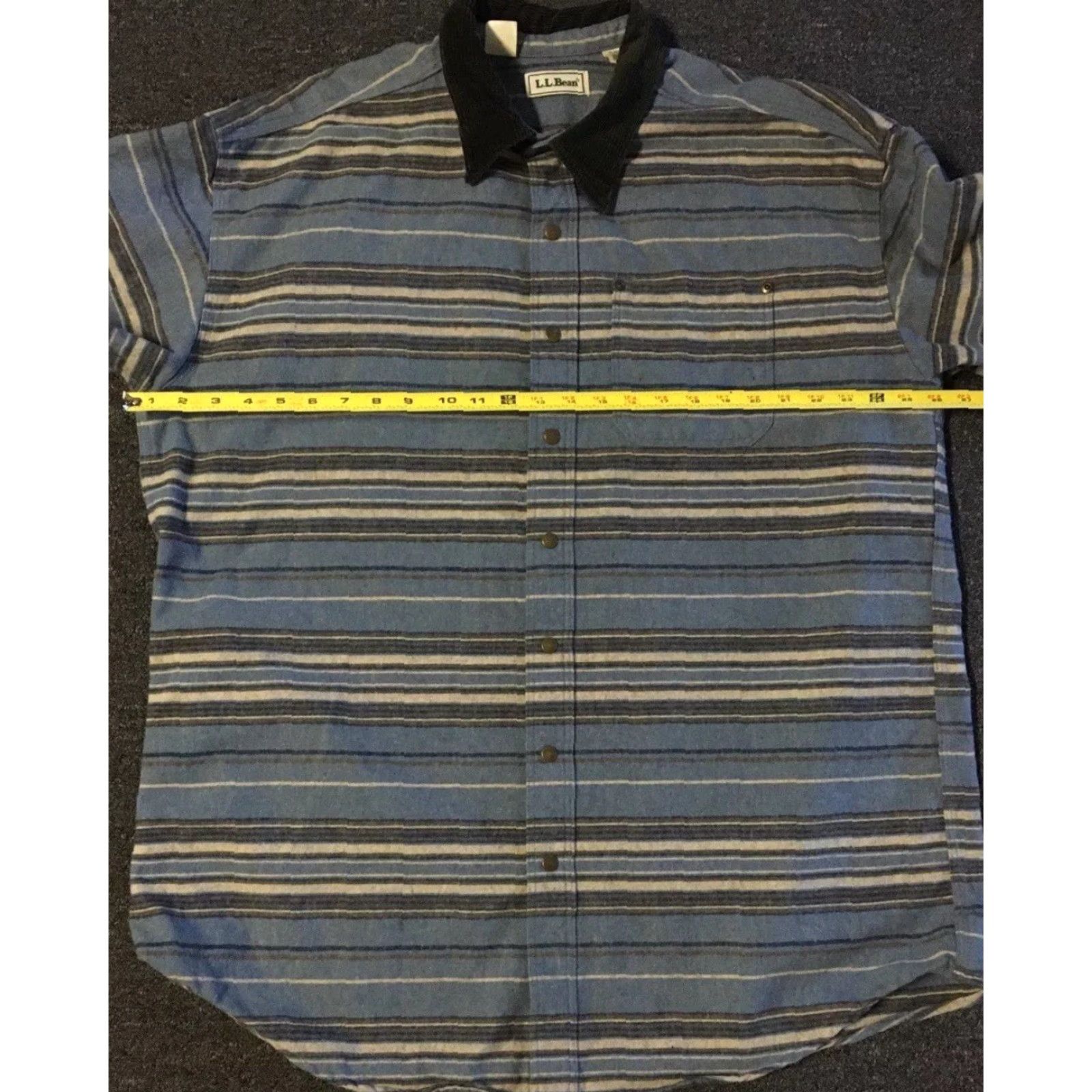 Vintage VINTAGE LL Bean Chore Shirt Jacket XL T Blue Cotton Flannel 90s 80s Aztec Grunge Cowboy cowboy USA Southwestern Rodeo USA Mens Button-Up Shirt Jacket Size US XL / EU 56 / 4 - 6 Thumbnail
