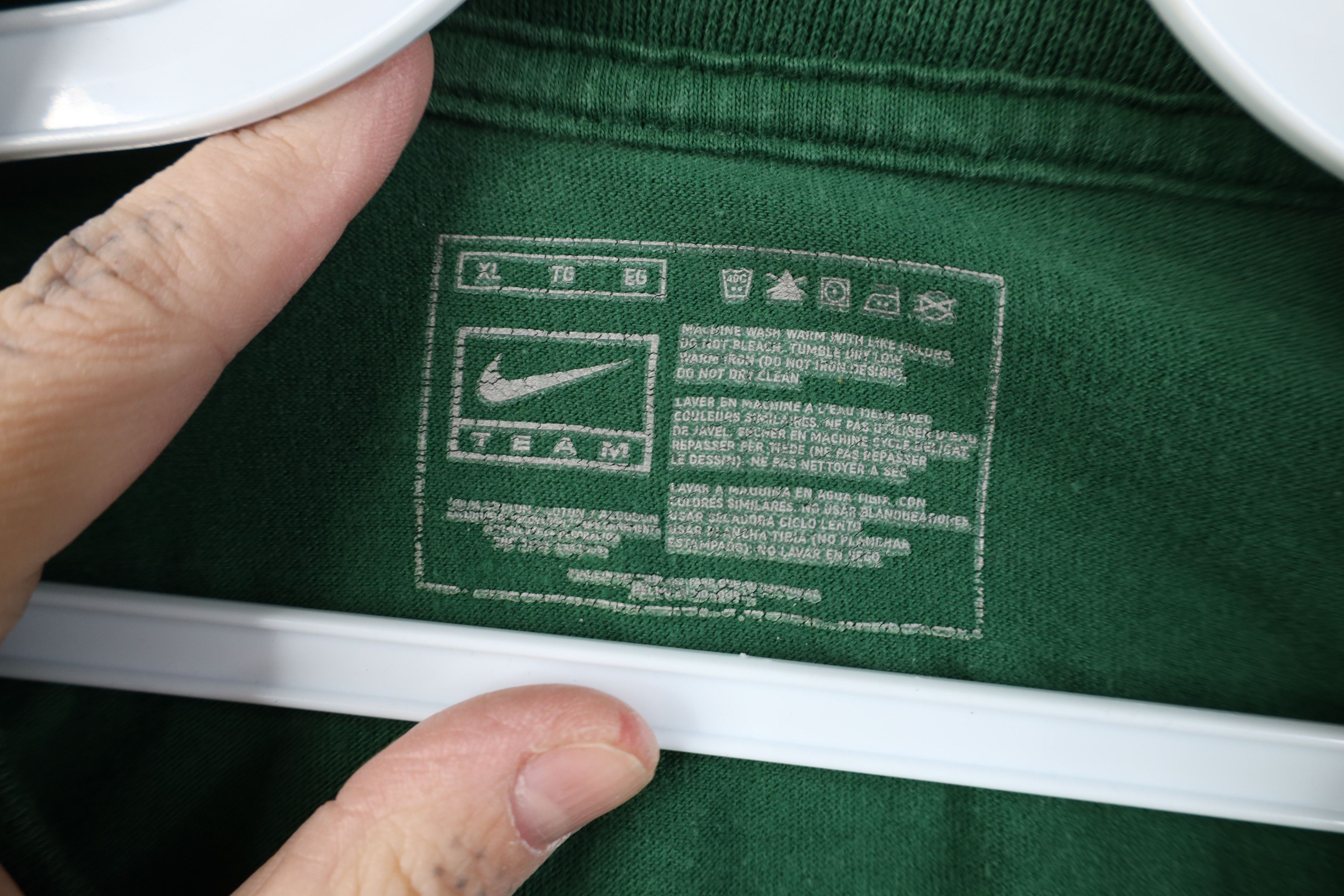 Nike Vintage Nike Michigan State University Basketball T-Shirt Size US XL / EU 56 / 4 - 7 Thumbnail
