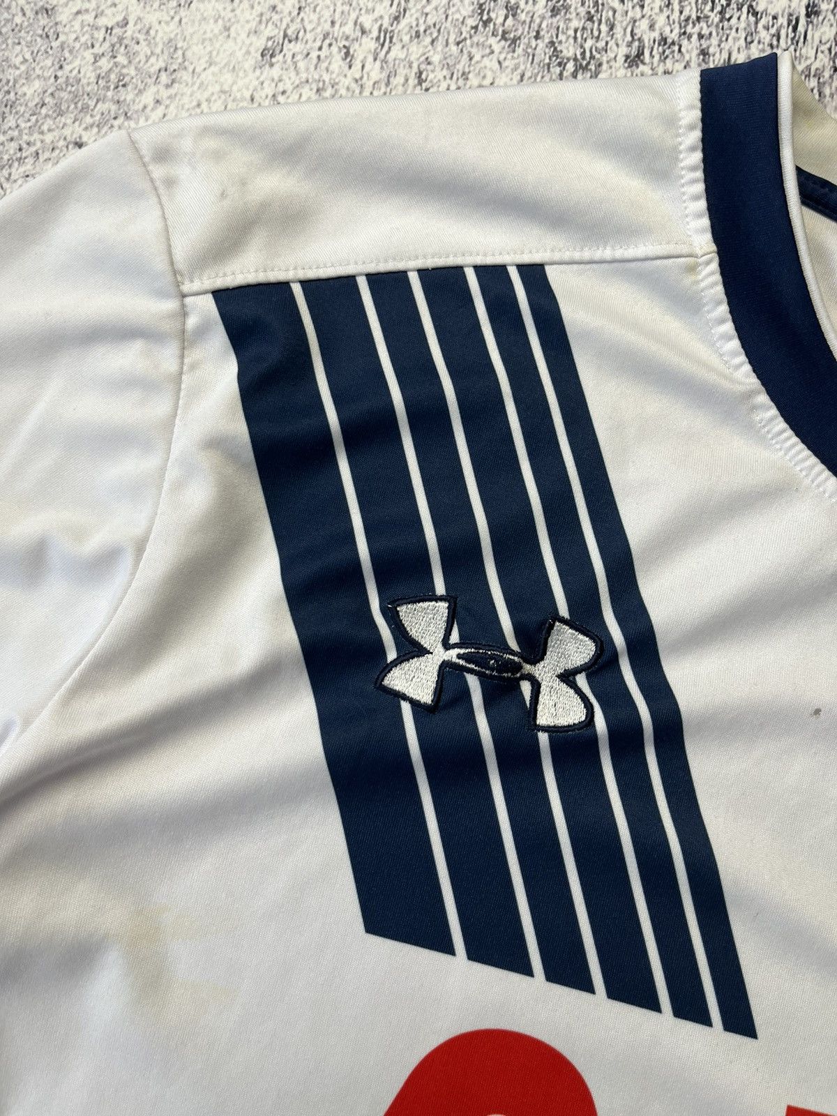 Vintage Mens Under Armour Tottenham Hotspur football shirt (Butleg) Size US XL / EU 56 / 4 - 7 Thumbnail