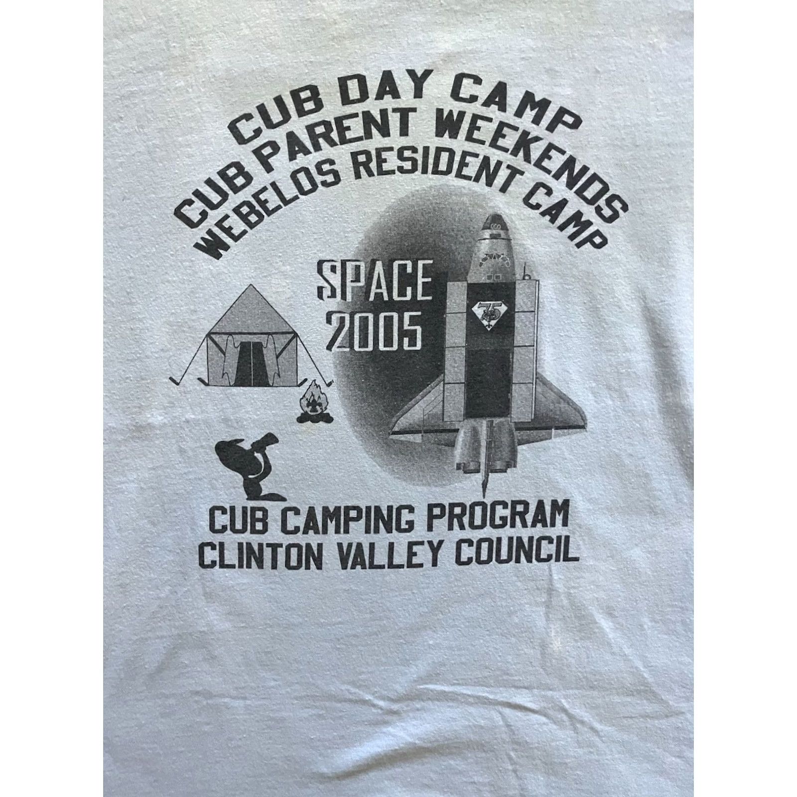 Gildan Gildan T-Shirt Cub Day Space Camp Michigan Blue XL 2005 Webelos Resident Camp Space Men Size US XL / EU 56 / 4 - 2 Thumbnail