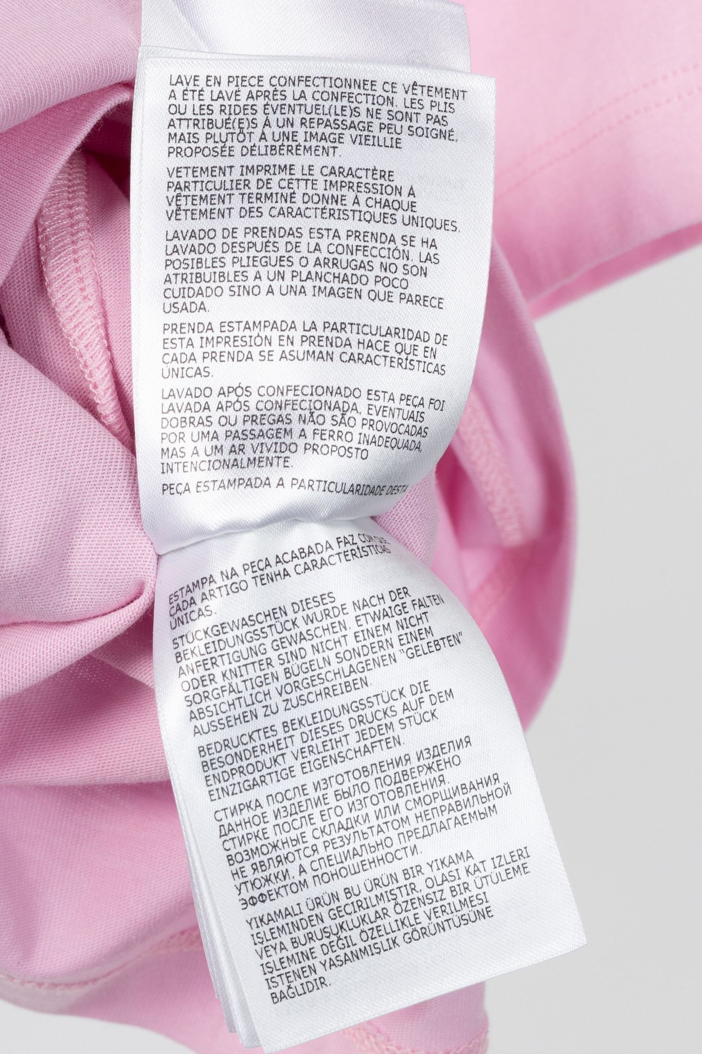 Moncler Moncler Pink Cotton Peanuts-Graphic T-Shirt Size XS / US 0-2 / IT 36-38 - 12 Thumbnail