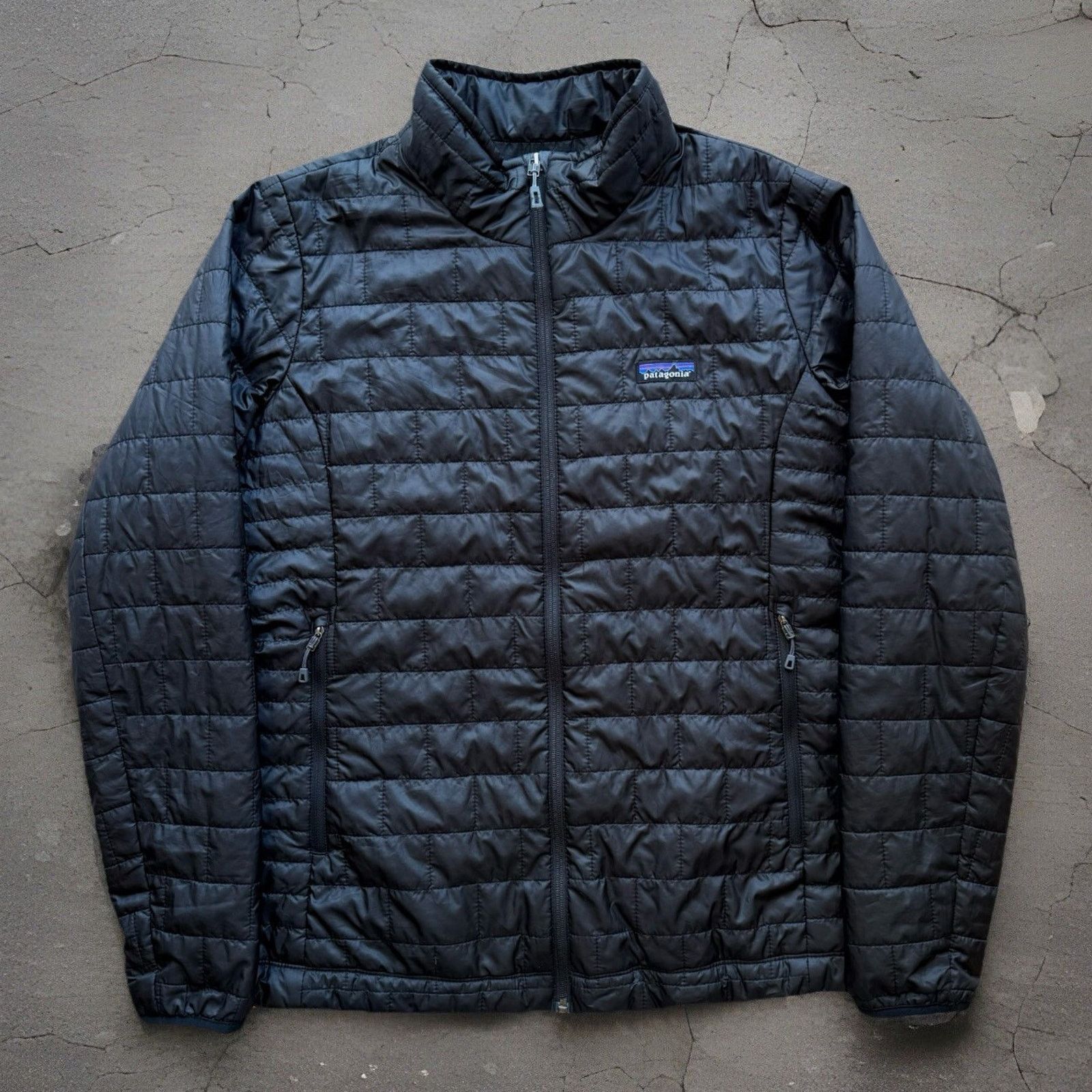Patagonia Patagonia Nano Puff Jacket Women's XL Black Lightweight Size XL / US 12-14 / IT 48-50 - 1 Thumbnail