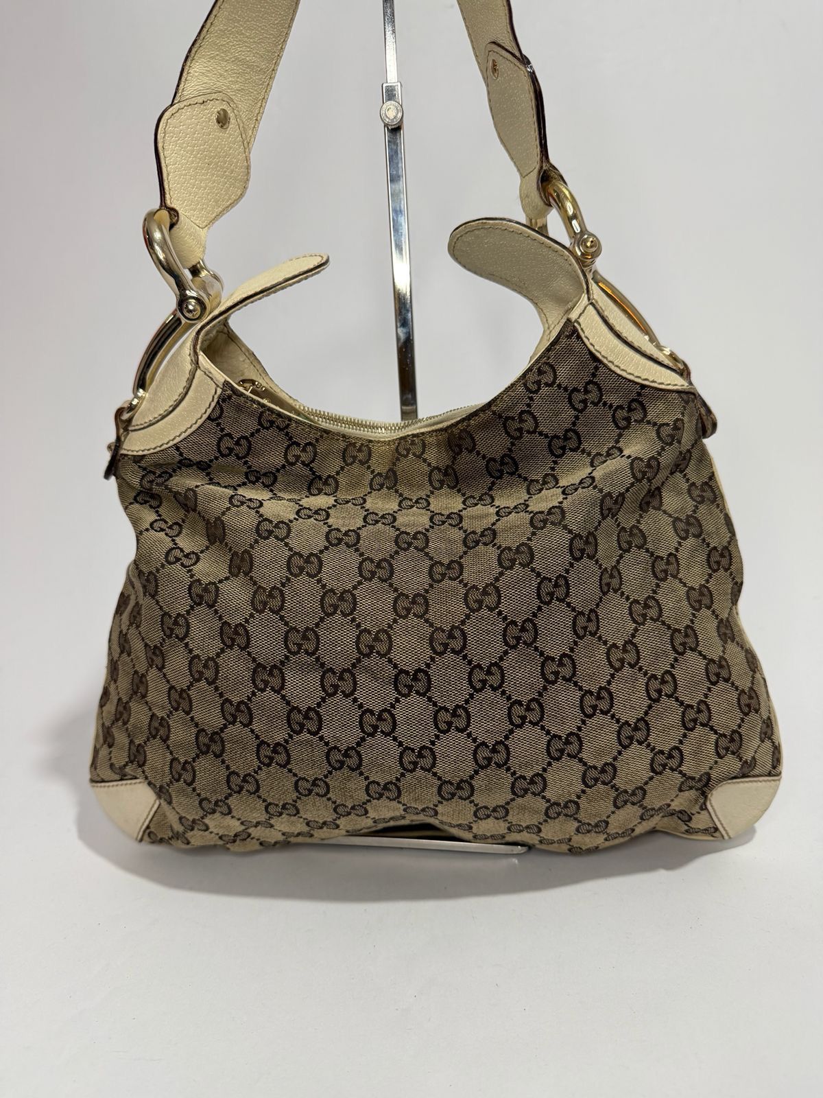 Gucci GUCCI Beige/White GG Canvas Horsebit Creole Hobo Bag Size ONE SIZE - 4 Thumbnail