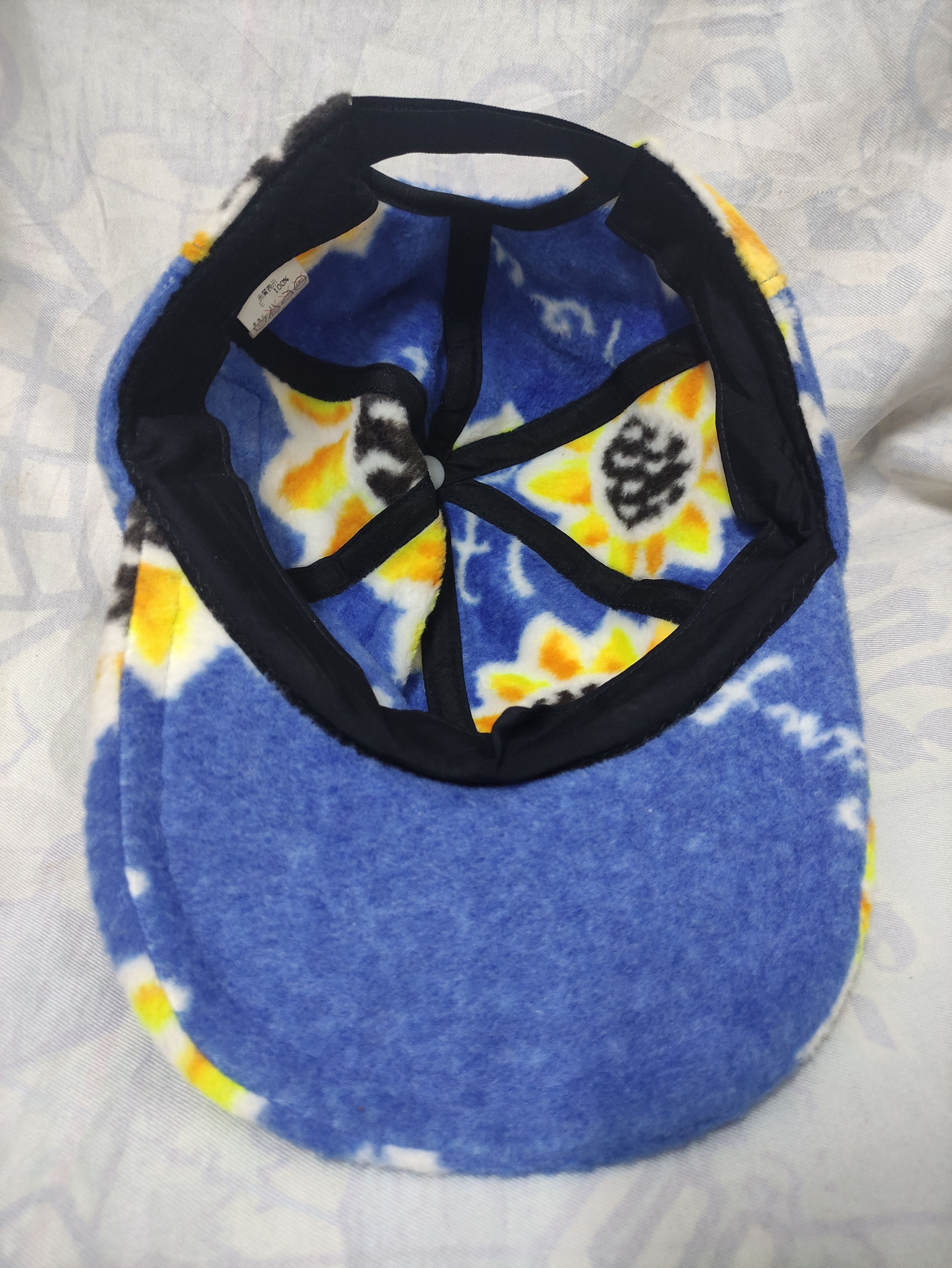 Ellesse × Vintage ELLESSE ITALY WINTER FLEECE CAP FULL PRINT SUNFLOWER Size ONE SIZE - 2 Thumbnail