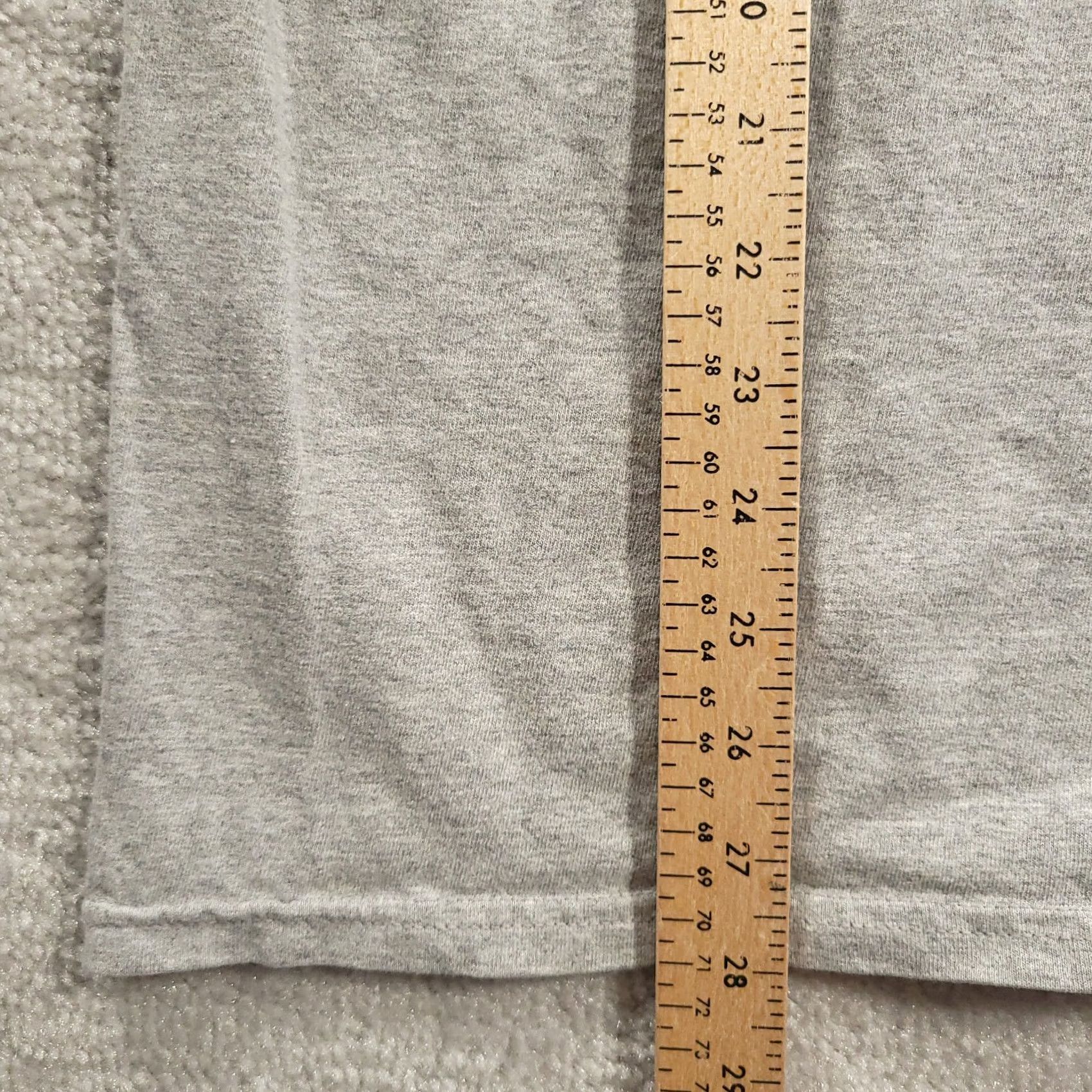 Champion Champion Mens Shirt Large Gray Spell Out Short Sleeve Basketball Logo Shirt Men L Gray 90s Vintage Not N/A Size US L / EU 52-54 / 3 - 6 Thumbnail