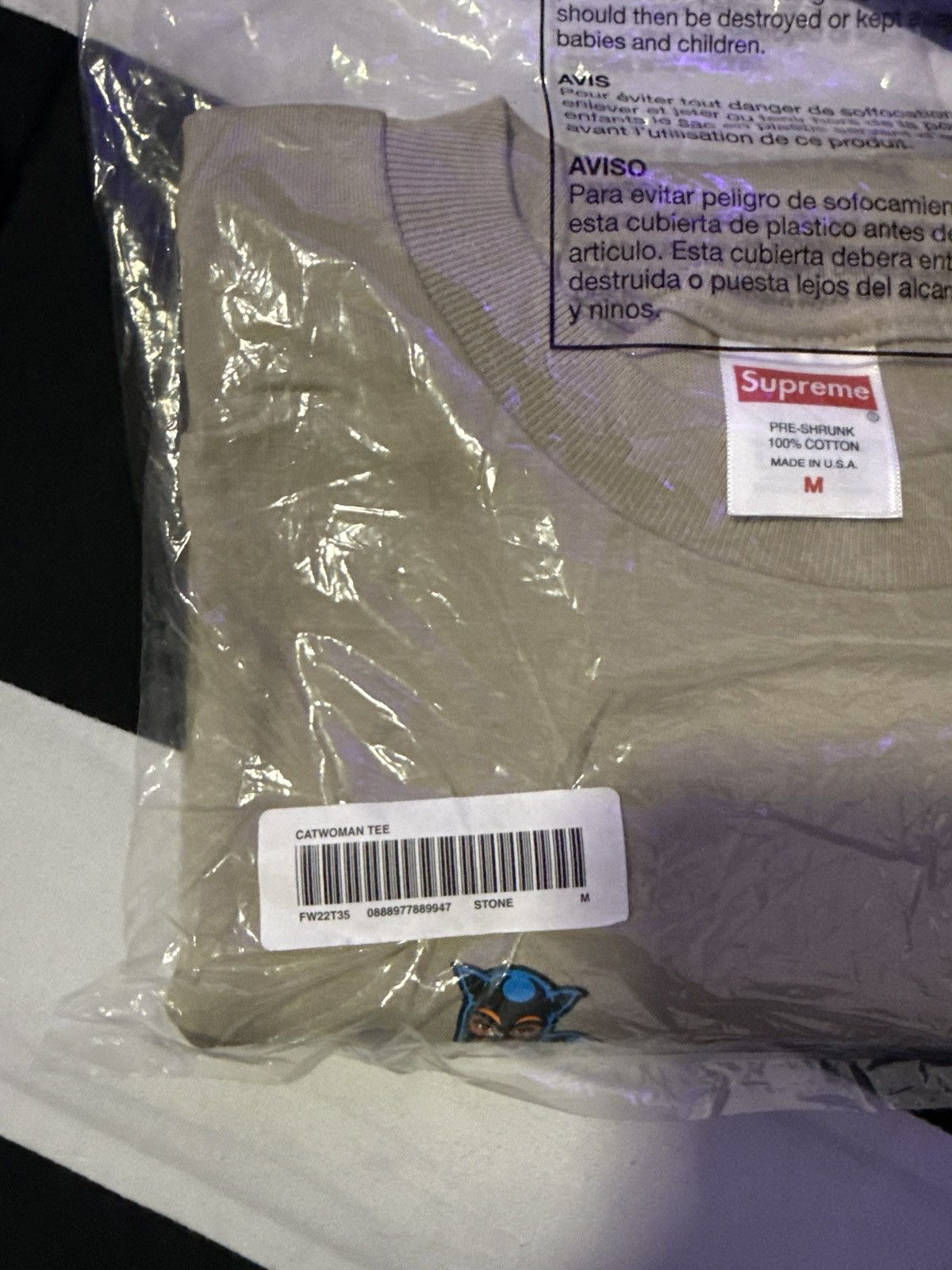 Supreme Supreme Catwoman Tee FW22 Size US M / EU 48-50 / 2 - 2 Thumbnail