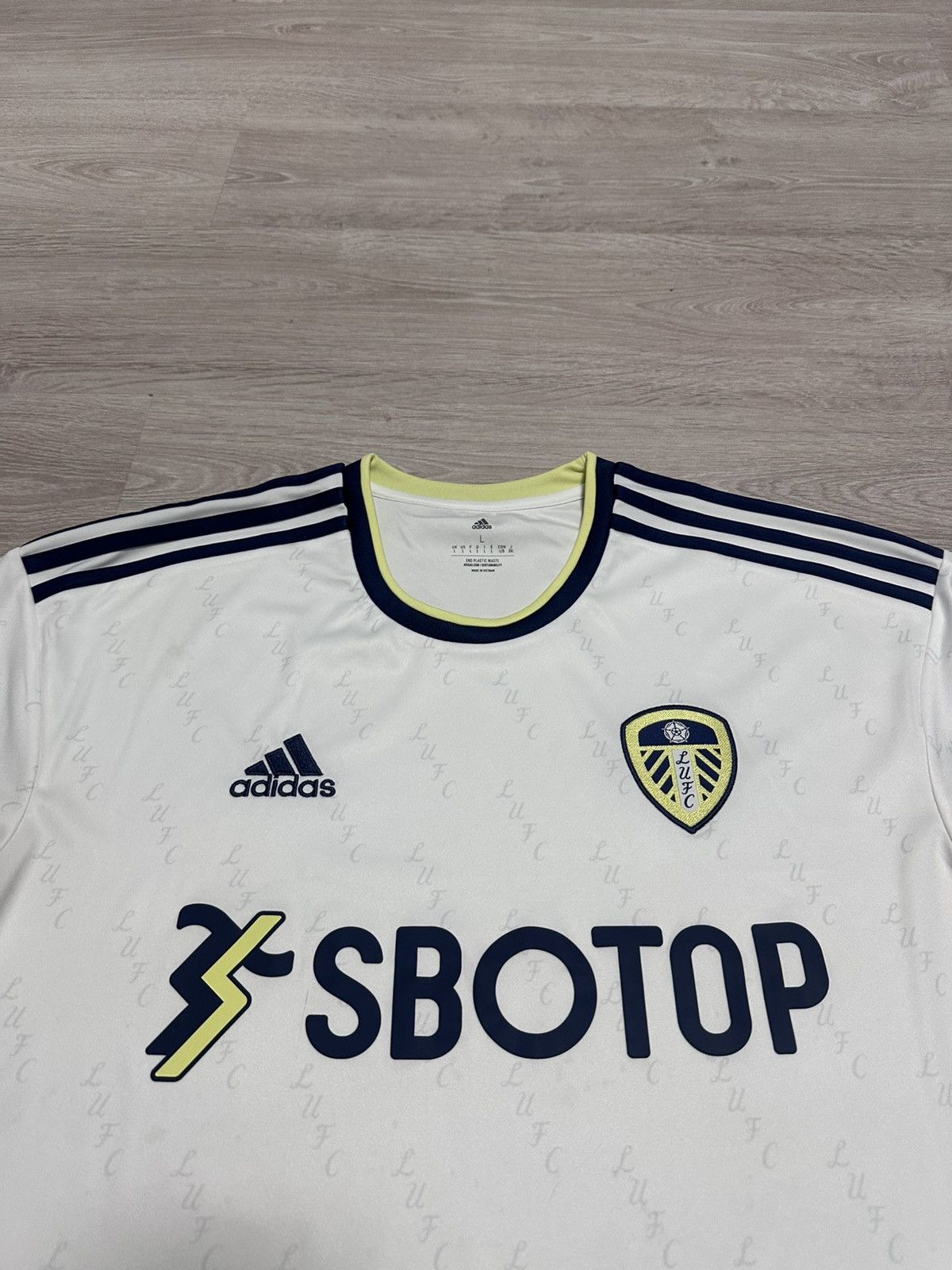 Adidas Leeds United 2022/2023 Adidas Football Shirt Soccer Jersey Size US L / EU 52-54 / 3 - 2 Thumbnail