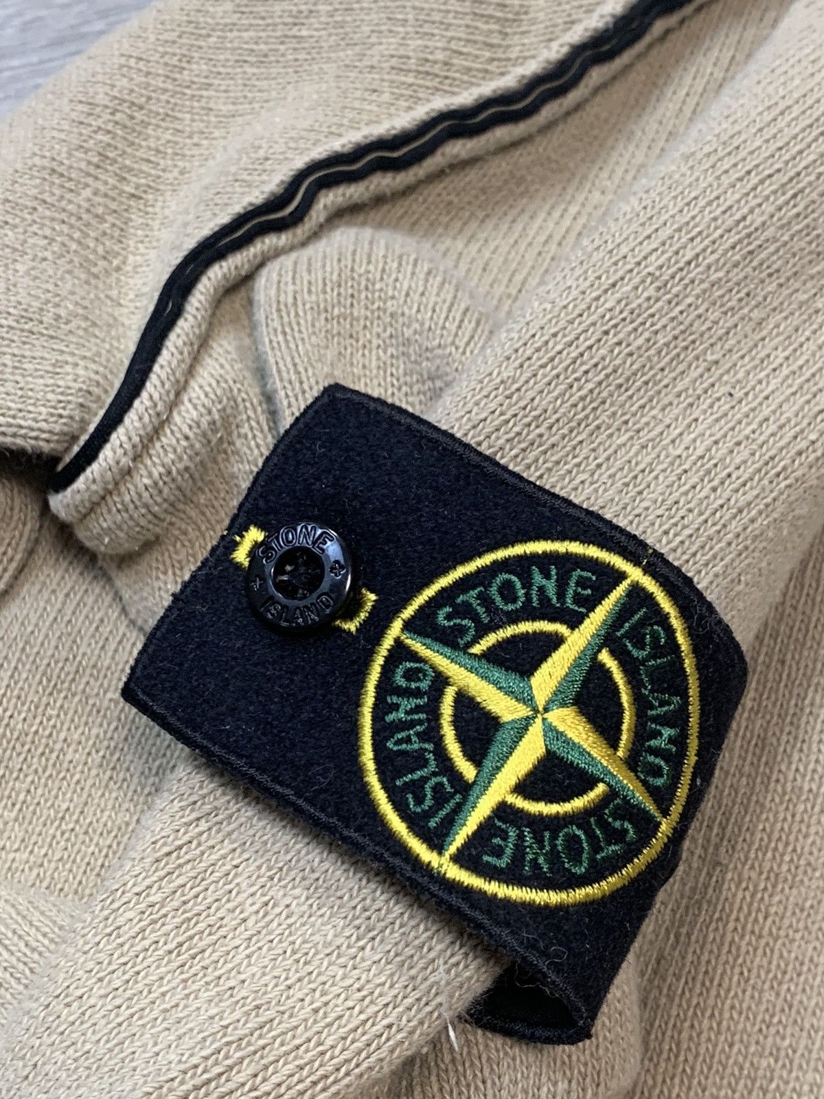 Stone Island × Vintage SS04 STONE ISLAND YELLOW CREWNECK SWEATSHIRT Size US M / EU 48-50 / 2 - 16 Thumbnail