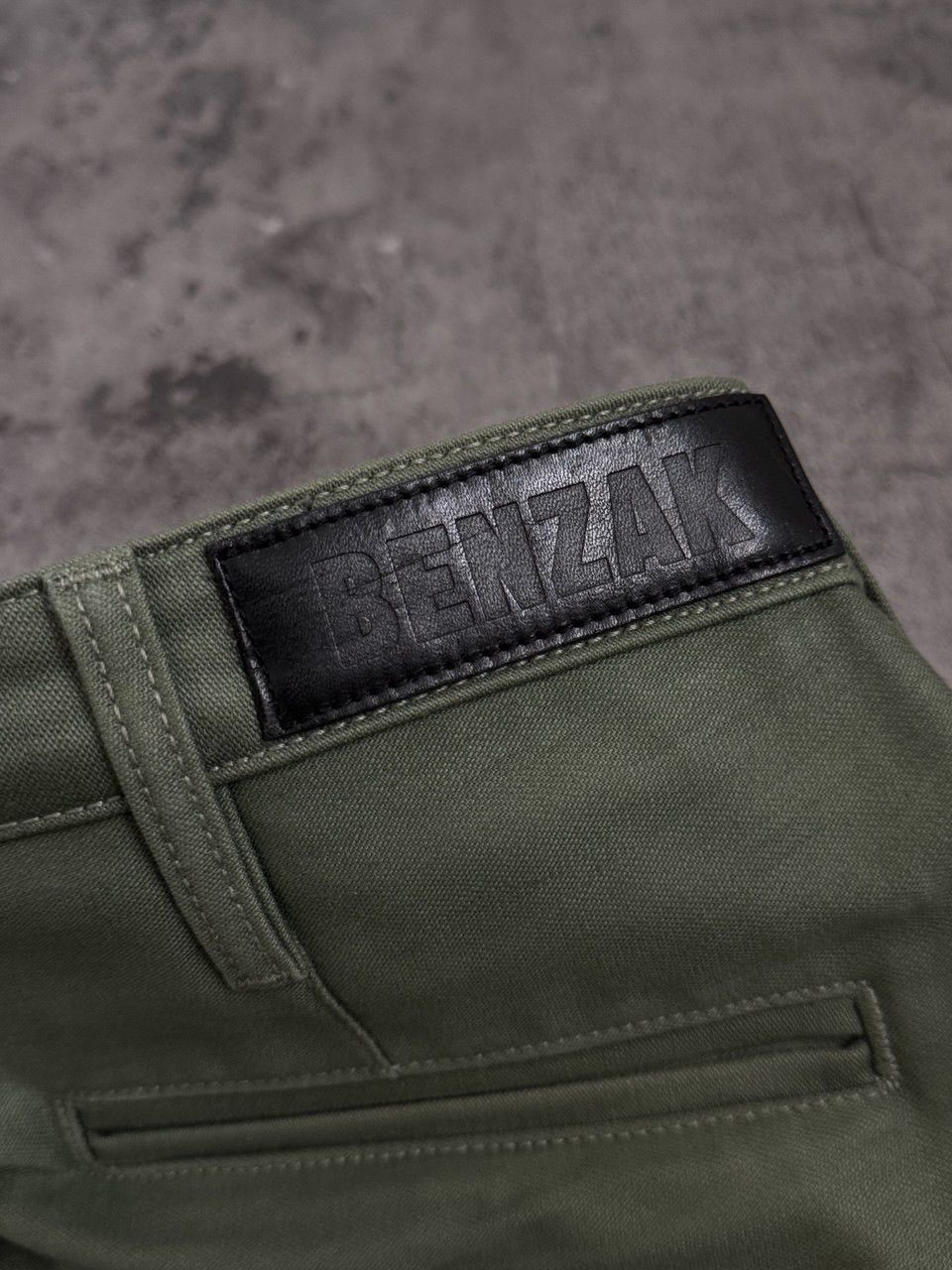 Benzak Denim Developers Benzak Denim Developers Tapered Chino Green Military Pants Size US 30 / EU 46 - 14 Thumbnail