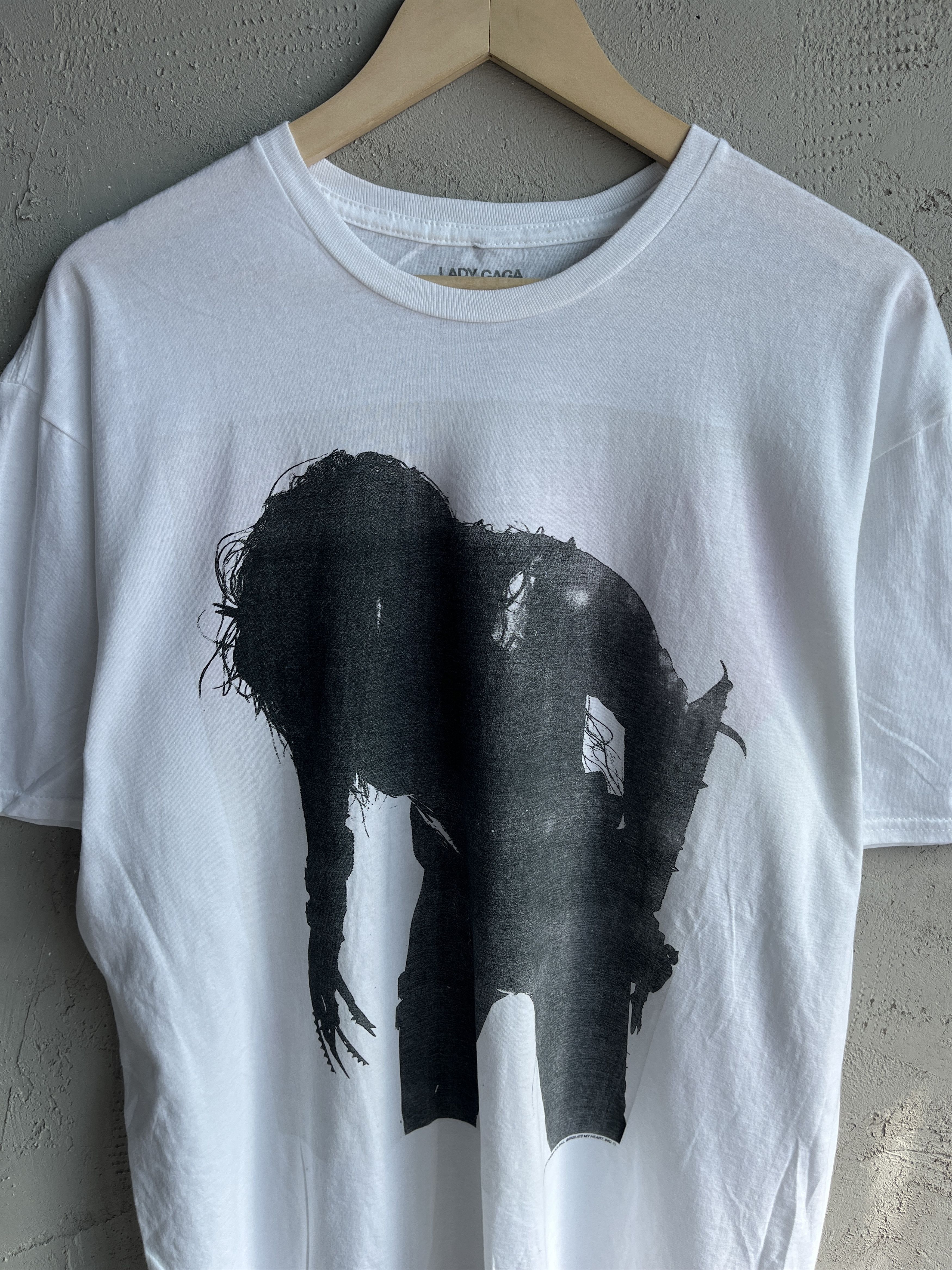 Band Tees Lady Gaga The Chromatica Ball Tour T-shirt Big Logo Face Size US XL / EU 56 / 4 - 2 Thumbnail