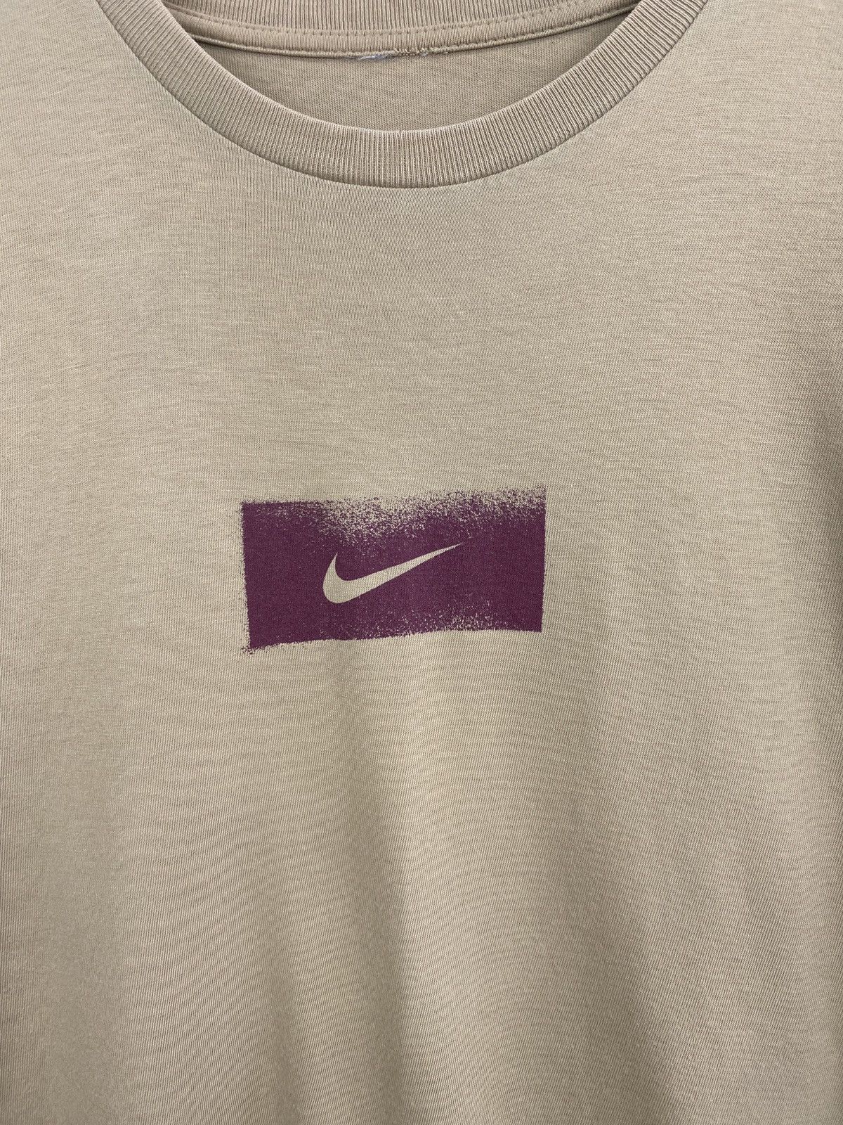 Nike × Vintage 🇺🇸 Vintage 90s Nike Archive T-Shirt Y2K Rare Retro Hype Size US M / EU 48-50 / 2 - 4 Thumbnail