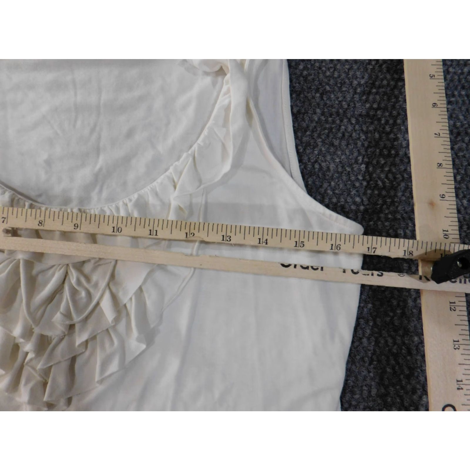 White House Black Market White House Black Market Blouse Shirt Womens Sleeveless Medium White Stretch Rayon Casual Basic Round Neck Pullover Size M / US 6-8 / IT 42-44 - 5 Thumbnail