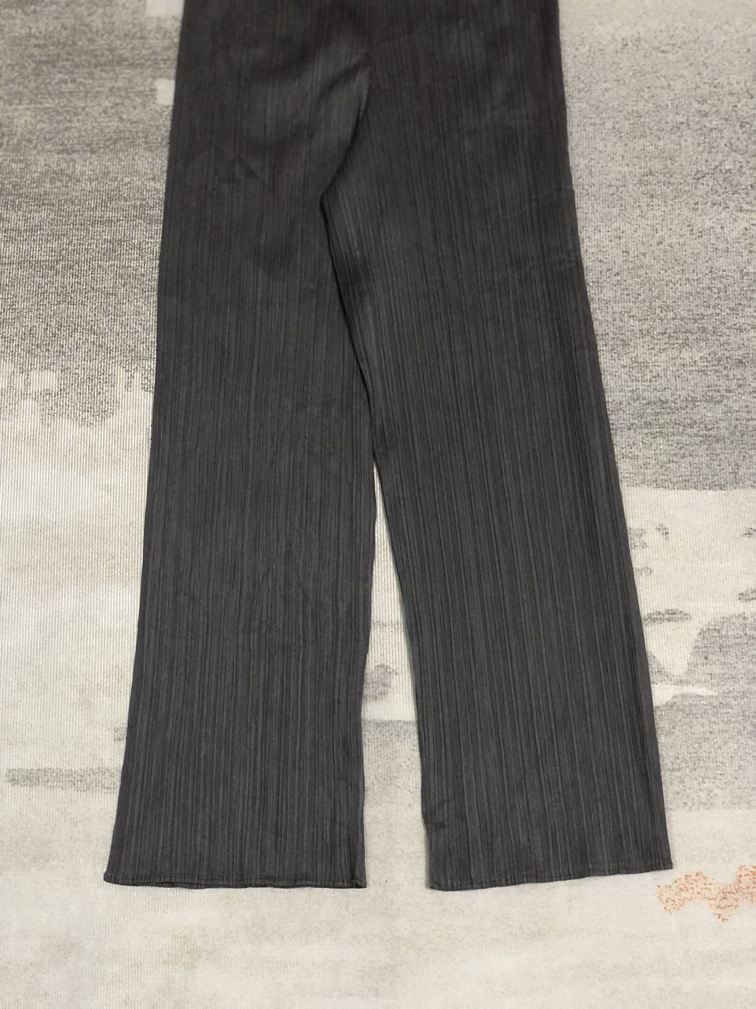Pleats Please Issey Miyake Pleats please issey miyake pants Size US 28 / EU 44 - 3 Thumbnail