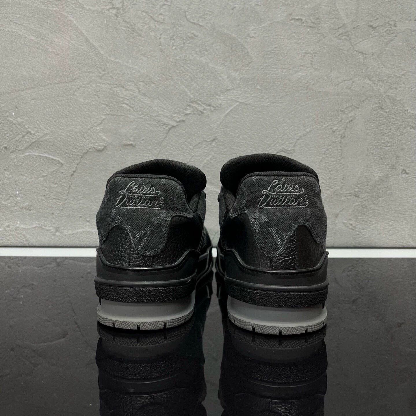 Louis Vuitton Louis Vuitton Nigo collaboration Trainer in black denim Size US 7 / EU 40 - 4 Thumbnail