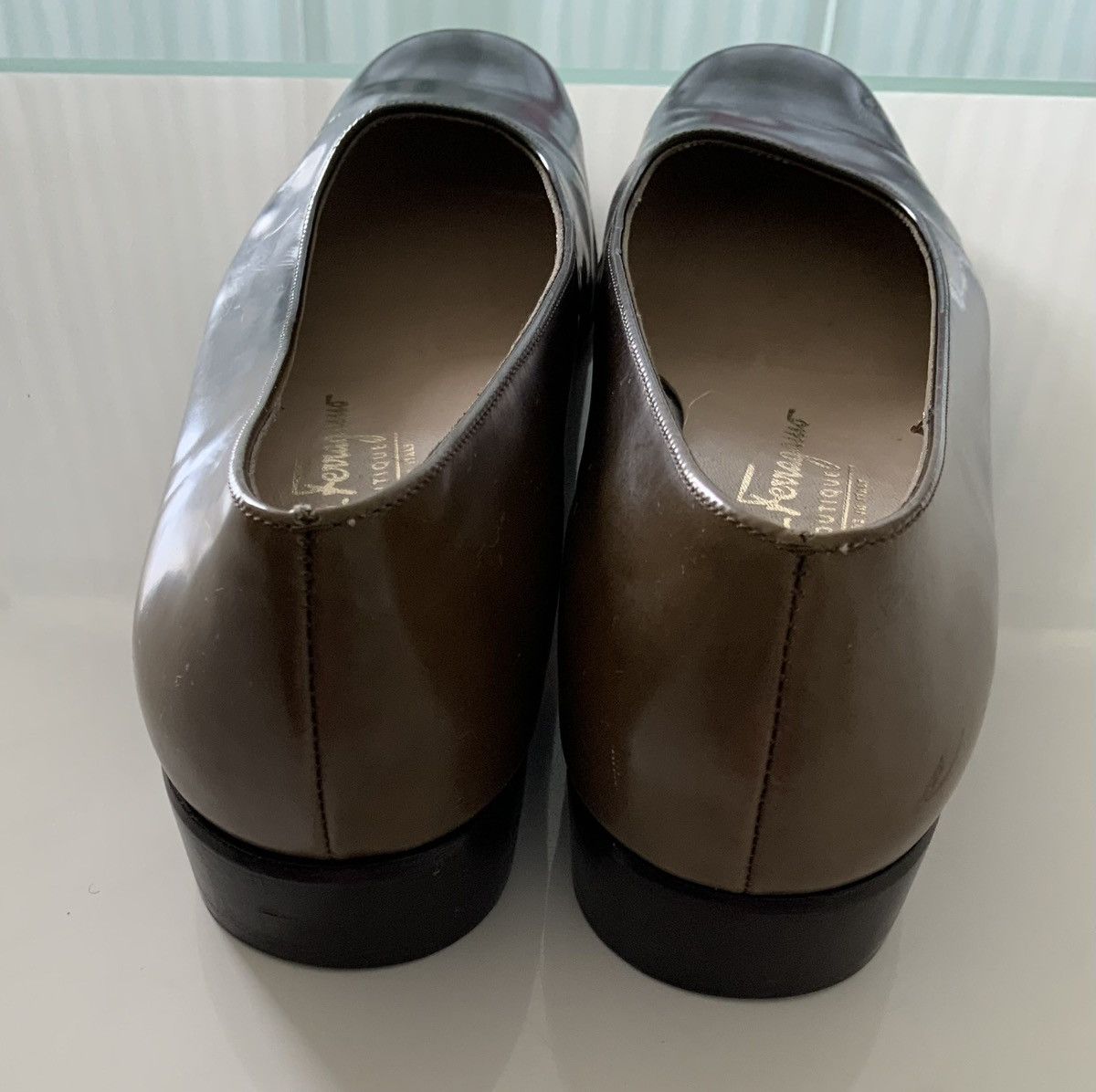 Salvatore Ferragamo Olive gray gradient Leather Flats