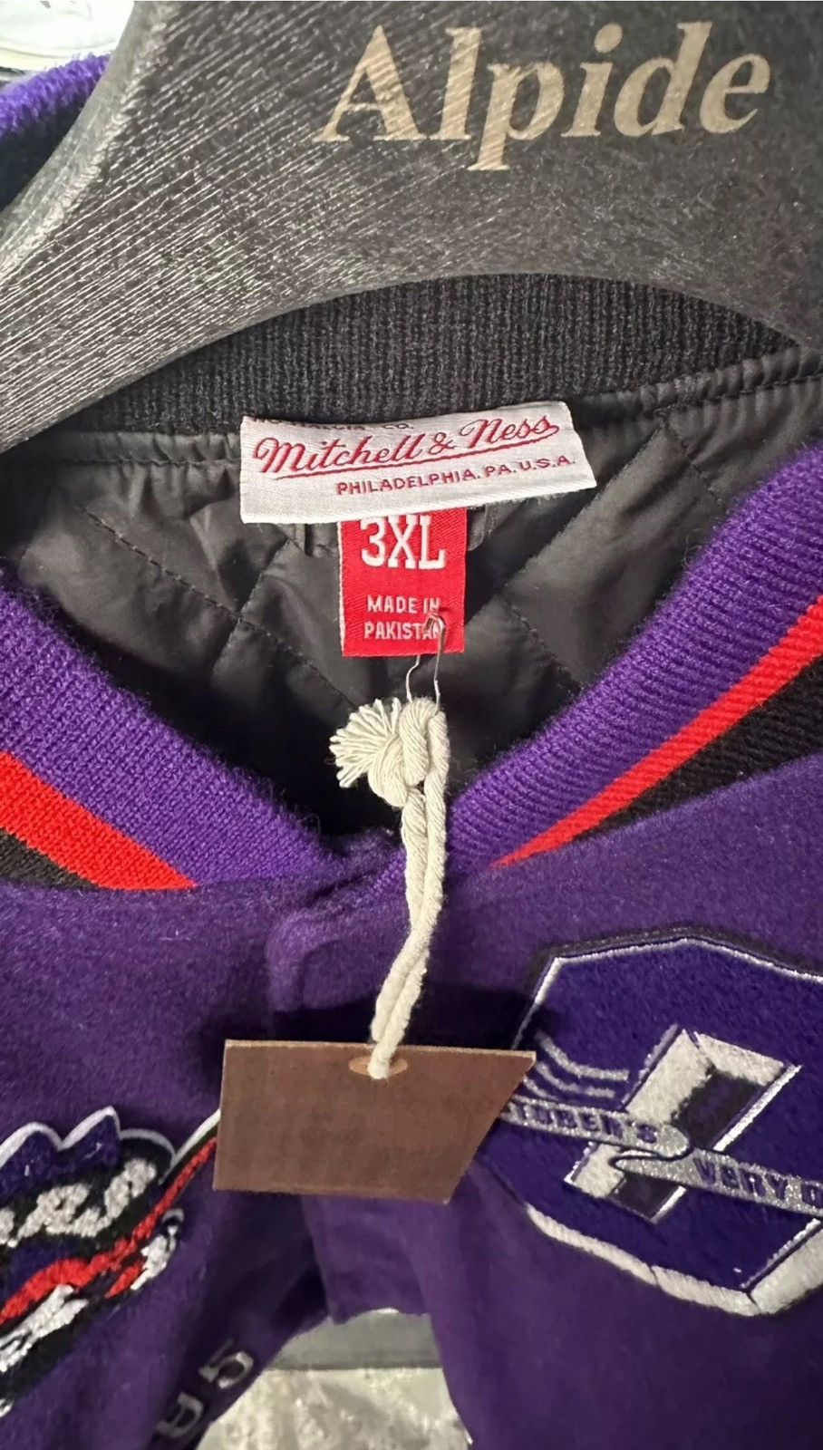 Mitchell & Ness OVO X Toronto Raptors X Mitchell & Ness 95’ Varsity Jacket Size US XXL / EU 58 / 5 - 6 Thumbnail