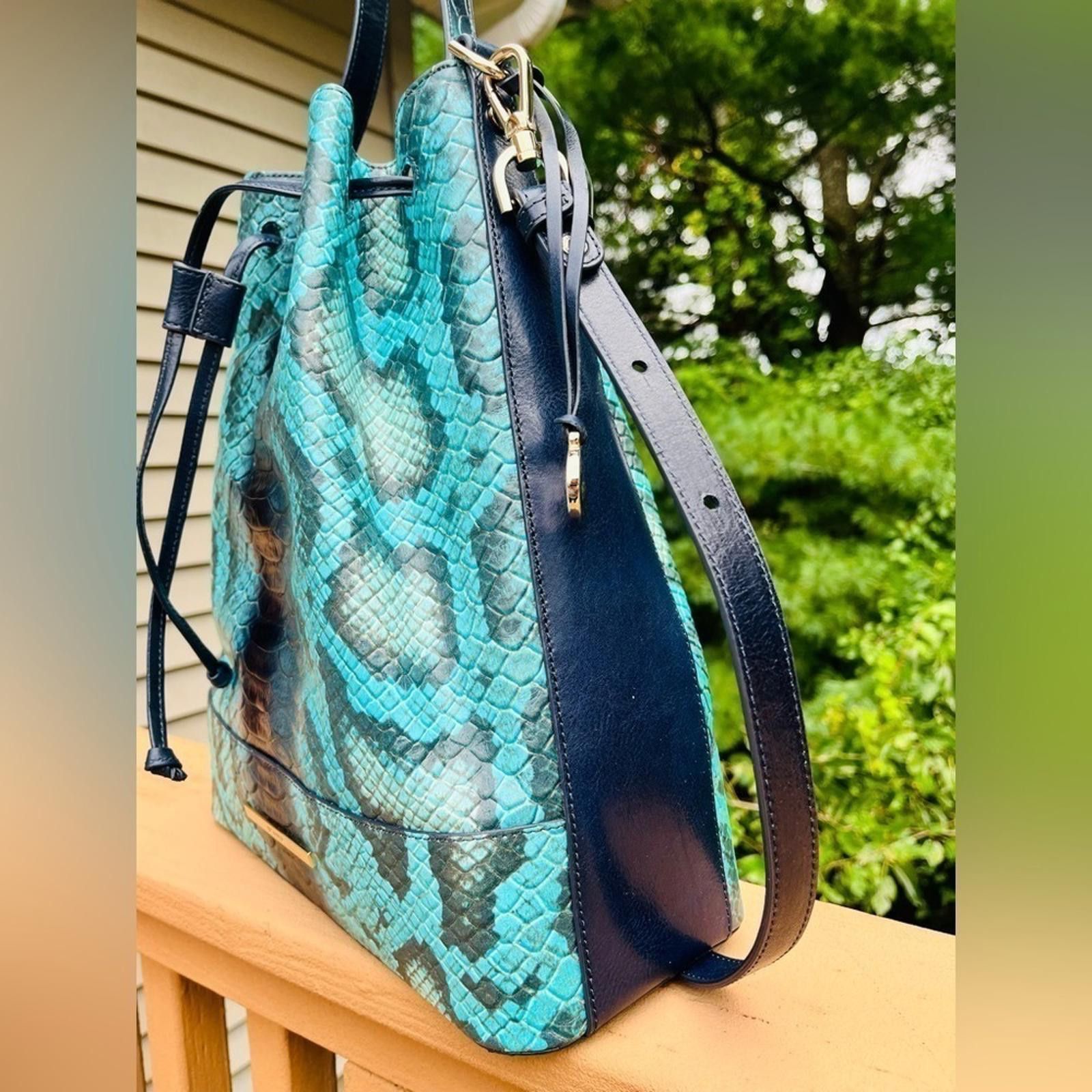 BRAHMIN Brahmin Marlowe Blue Waterford Bucket Shoulder Bag Size ONE SIZE - 3 Thumbnail