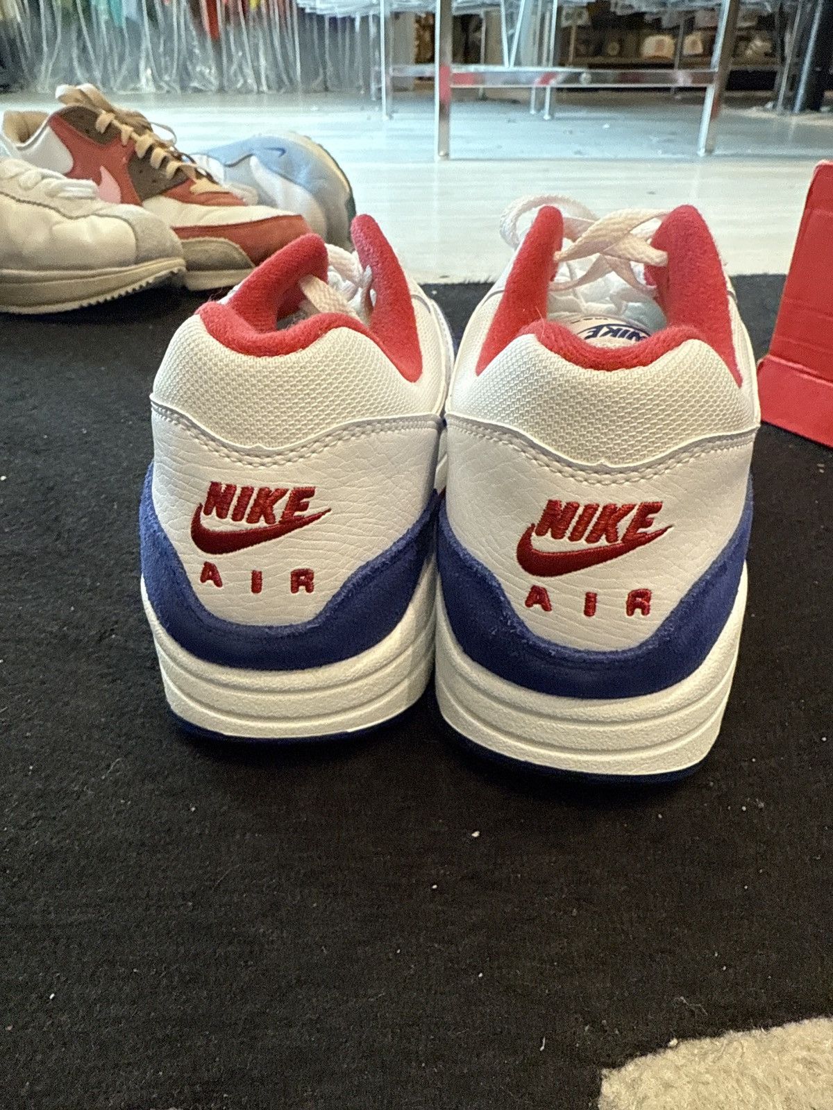 Nike Nike air max 1 white red blue size 9.5 Size US 9.5 / EU 42-43 - 3 Thumbnail