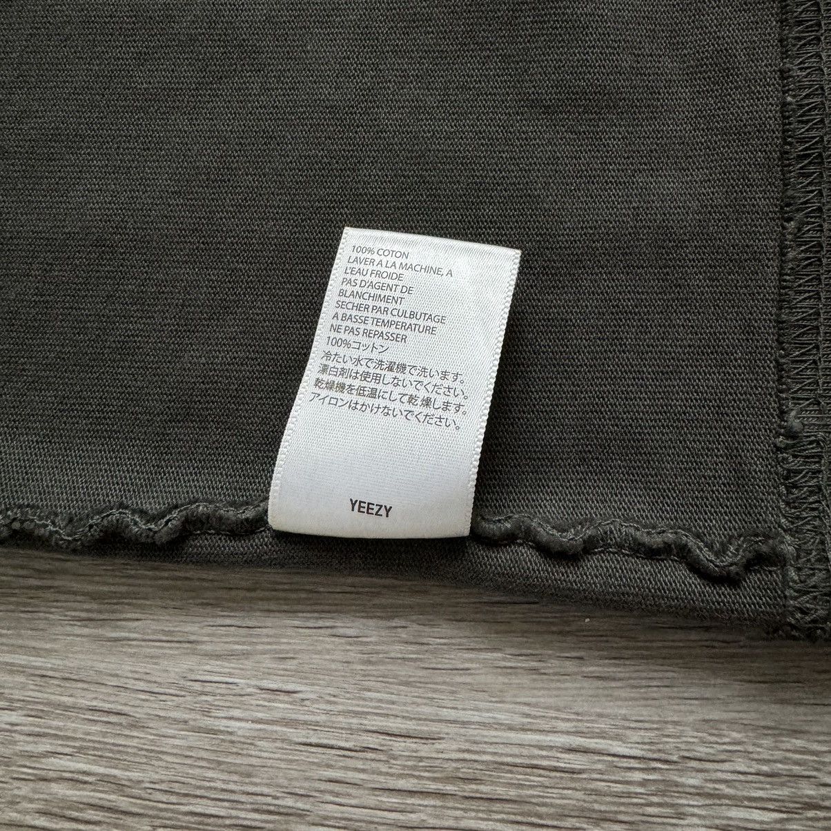 Yeezy XXXTentacion Hold The Gate Tee Size US L / EU 52-54 / 3 - 7 Thumbnail