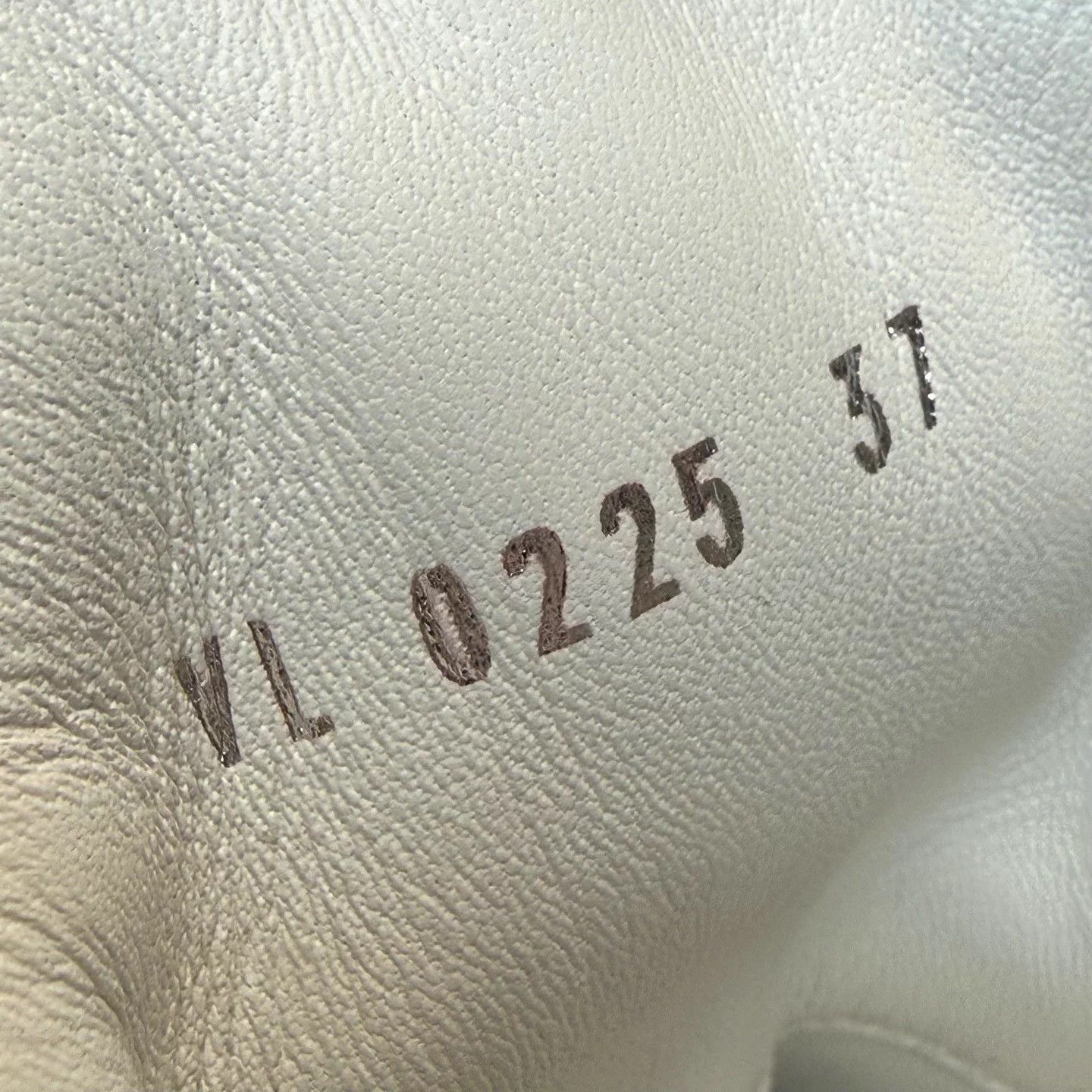 Louis Vuitton LV Archlight 25 Panda Dad Shoe 37 DM1621 Size US 6 / IT 36 - 8 Thumbnail