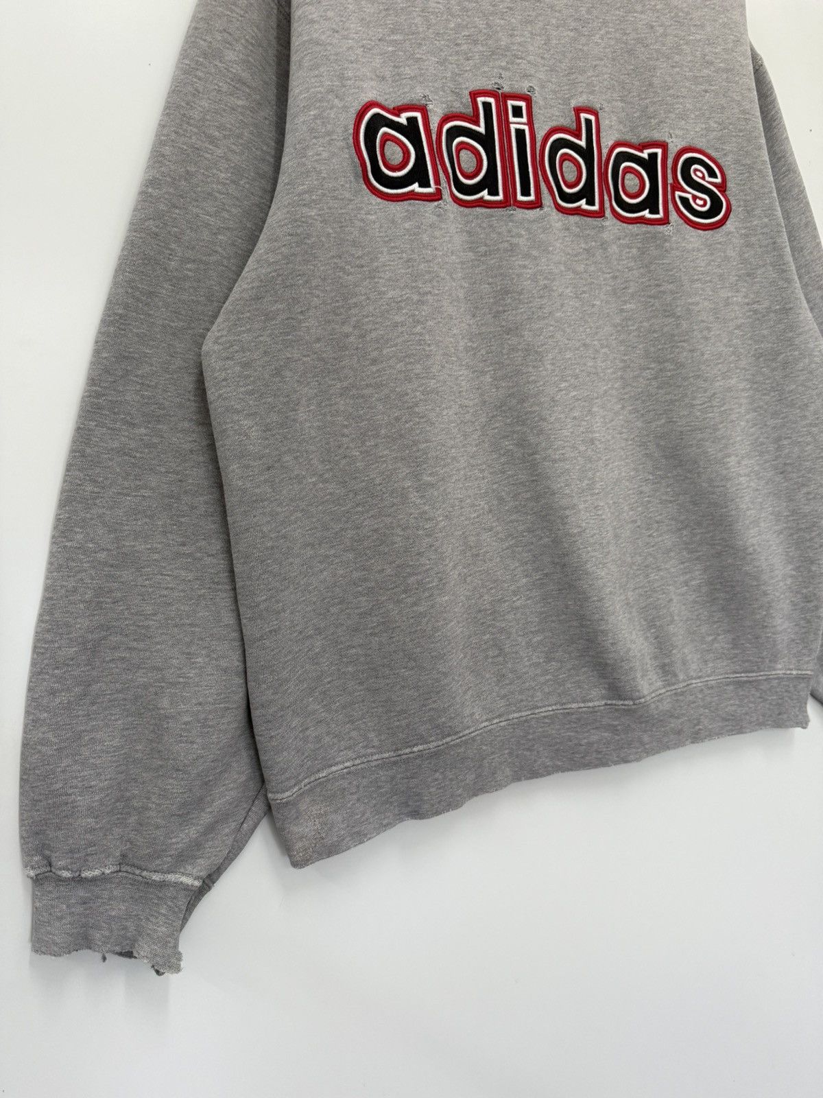 Adidas 🔥Vtg 90's Adidas Distressed Spellout Logo Baggy Sweatshirt Size US M / EU 48-50 / 2 - 3 Thumbnail