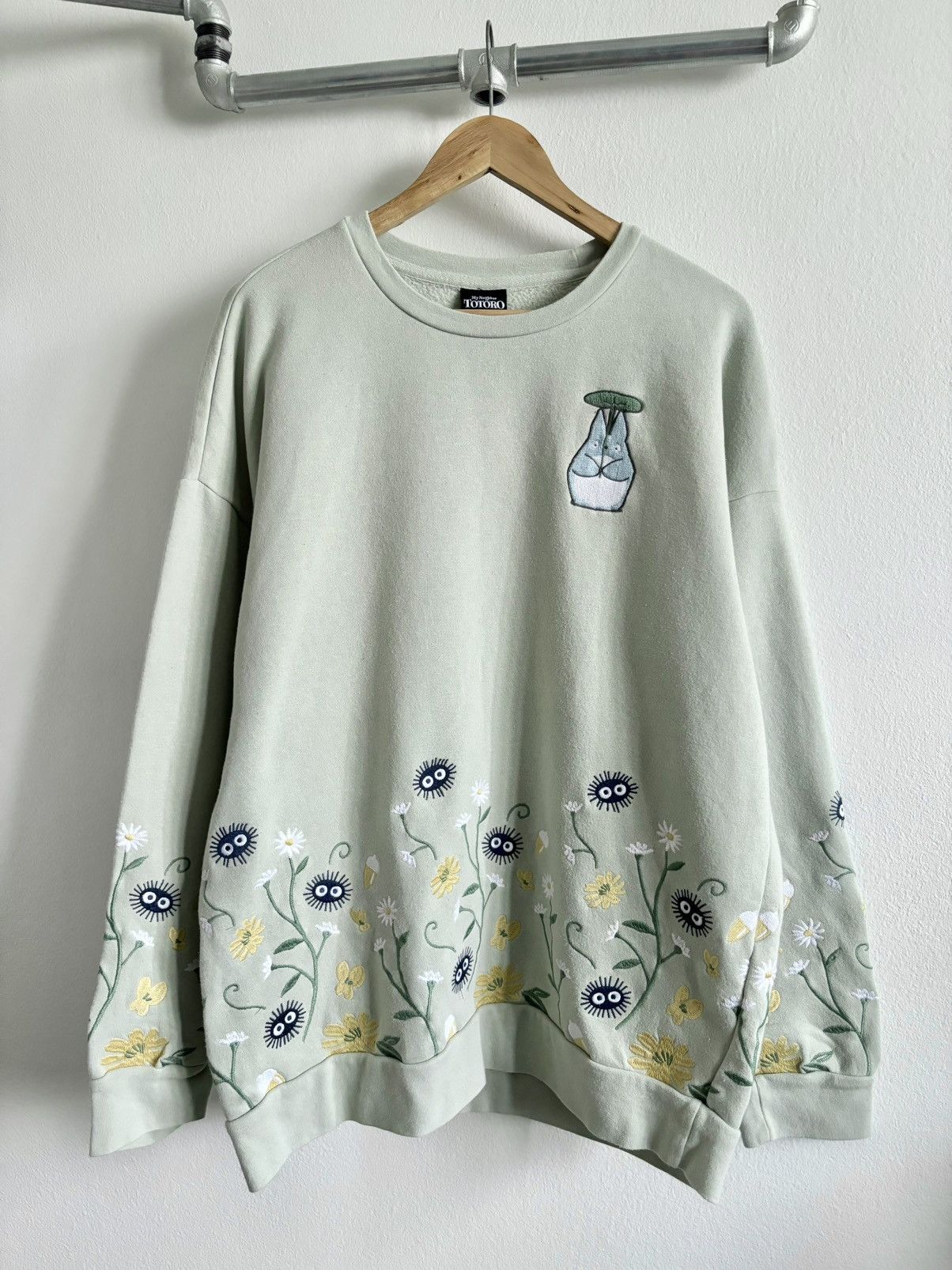 Anime MY NEIGHBOR TOTORO SWEATSHIRT STUDIO GHIBLI ANIME MANGA Size US L / EU 52-54 / 3 - 1 Thumbnail