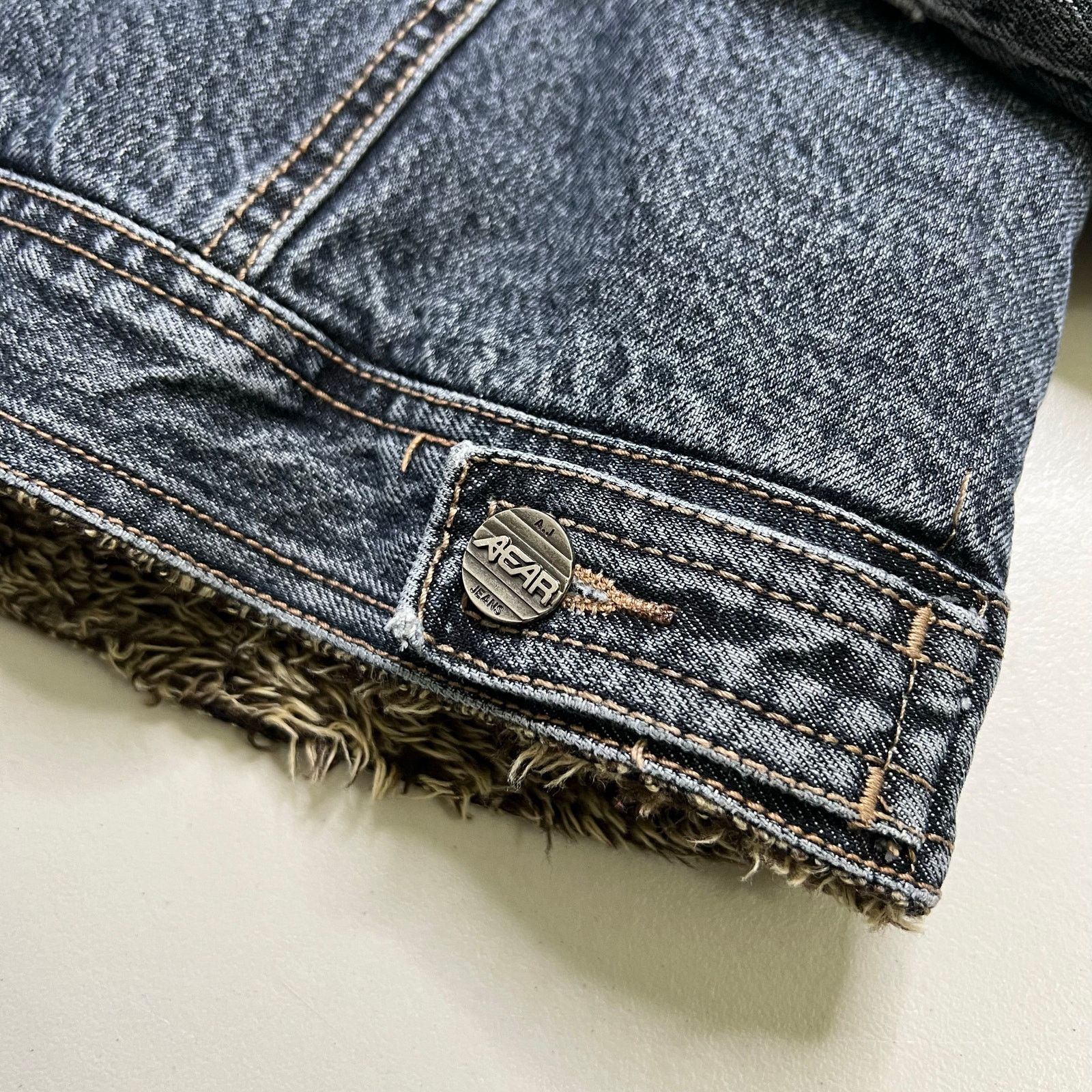 Vintage Vintage ArrowCar Sherpa Lined Denim Jacket Women’s Small Y2K Size S / US 4 / IT 40 - 14 Thumbnail