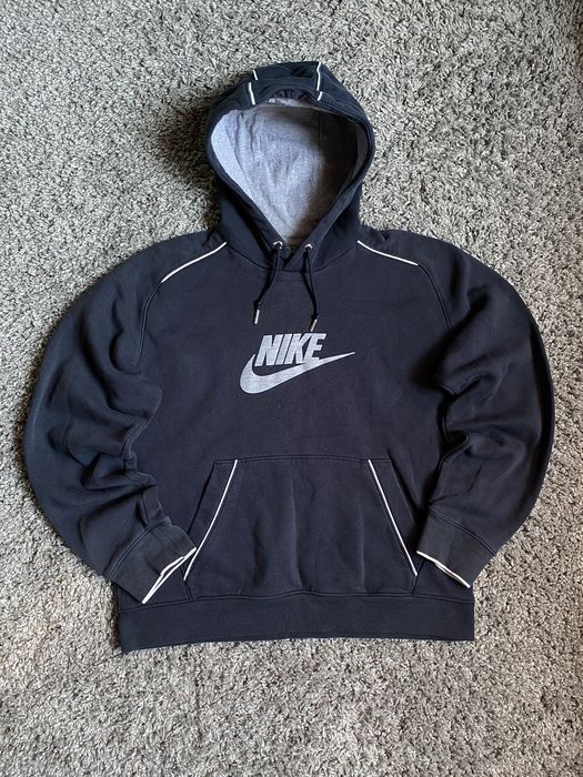 Nike 🦍NIKE VINTAGE OVERSIZE CENTRAL LOGO HOODIE🦍 | Grailed