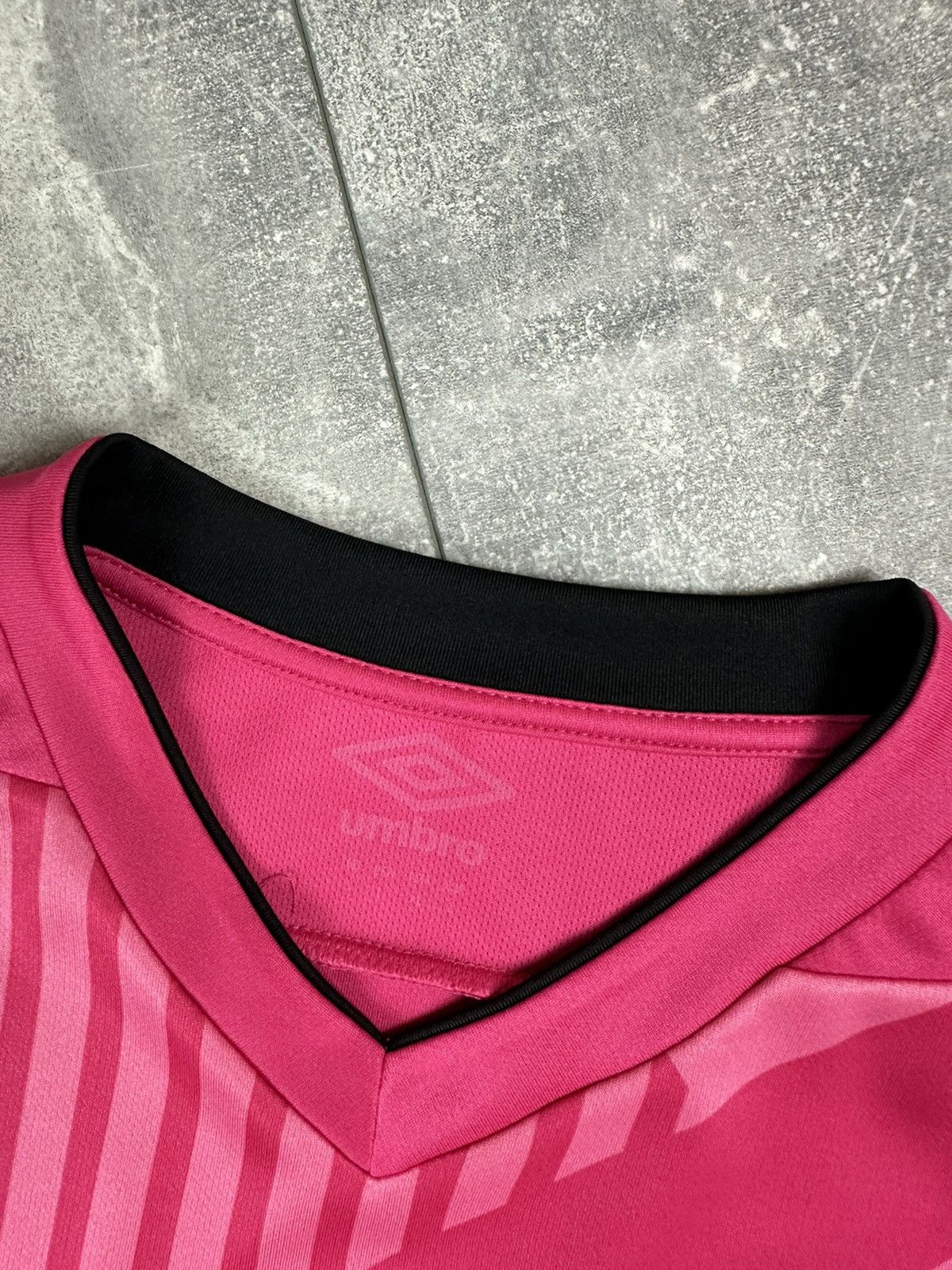 Umbro Umbro Derby Country FC 2020/21 Soccer Jersey Size US L / EU 52-54 / 3 - 8 Thumbnail