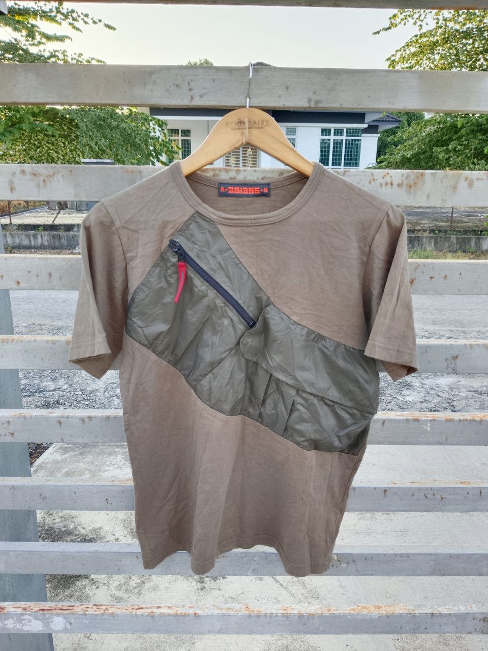 image of 20471120 x Hype 291295 = Homme Tactical Pocket T Shirt in Dark Brown, Men's (Size Small)
