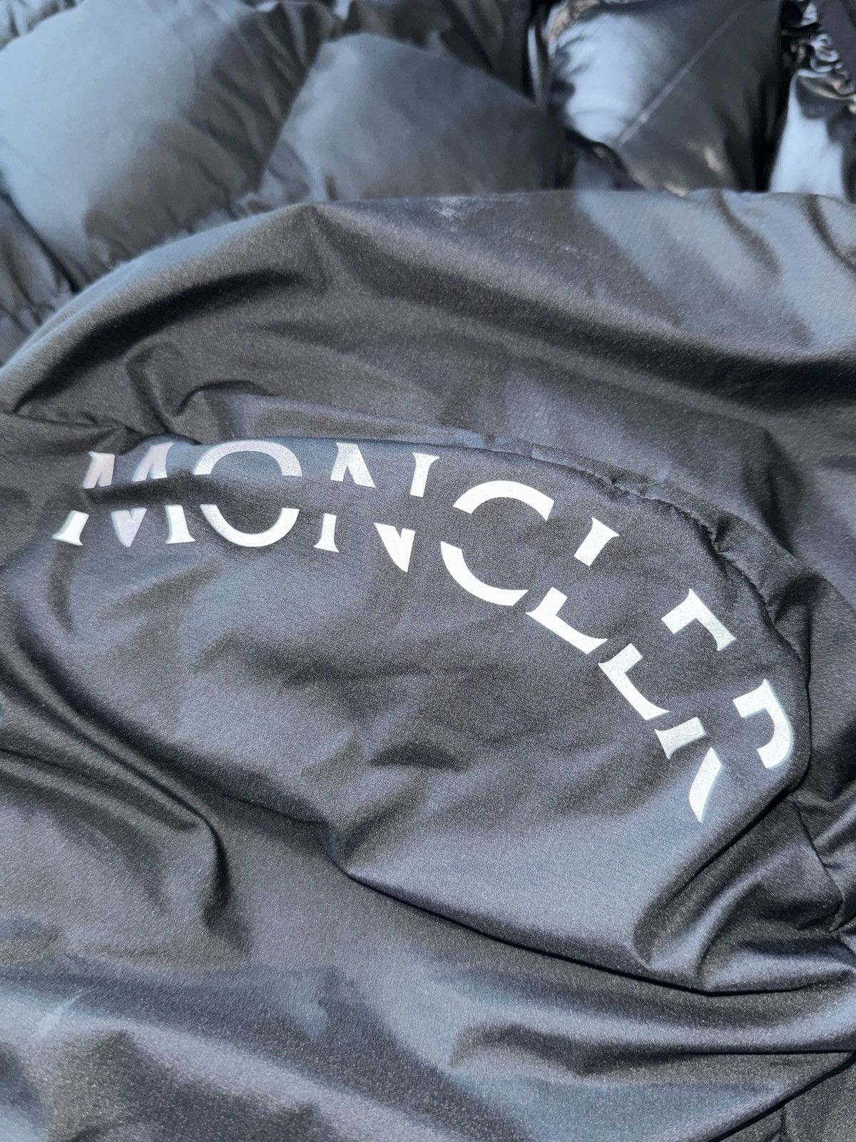 Moncler 🔥🔥 Moncler Atik Hooded Quilted Vest Size US XL / EU 56 / 4 - 7 Thumbnail