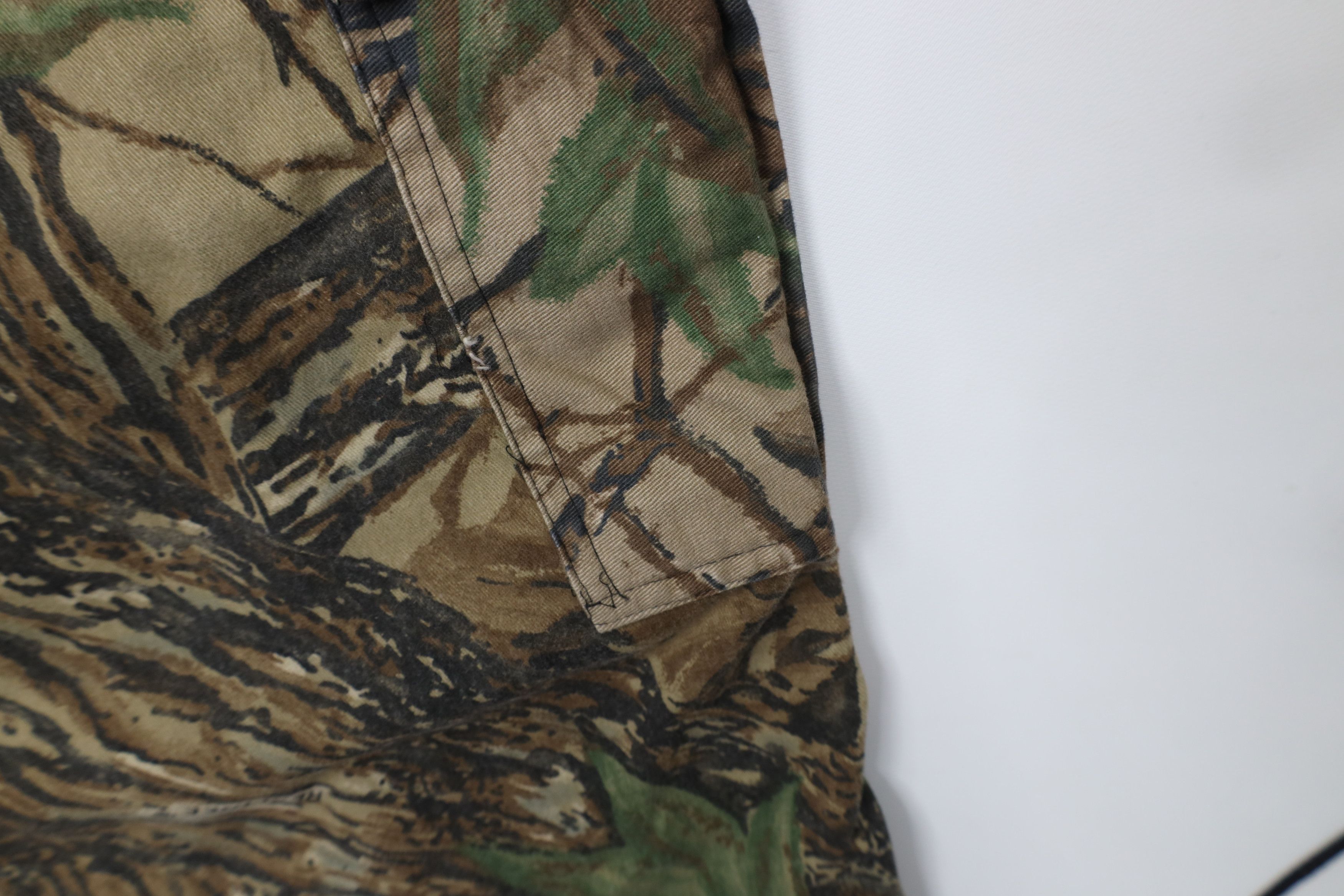Vintage Vintage 90s Streetwear Camouflage Wide Leg Cargo Pants Size US 38 / EU 54 - 7 Thumbnail