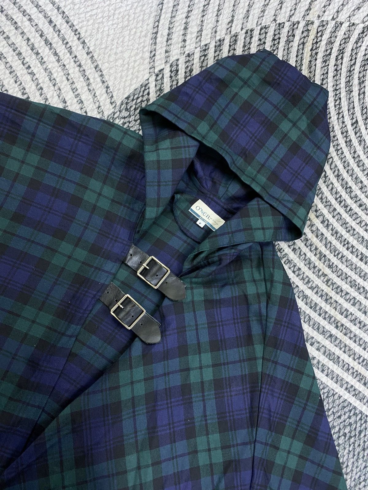 O'Neill Vtg O’neill Of Dublin Wool Plaid Tartan Hooded Cape Jacket Size US XL / EU 56 / 4 - 8 Thumbnail