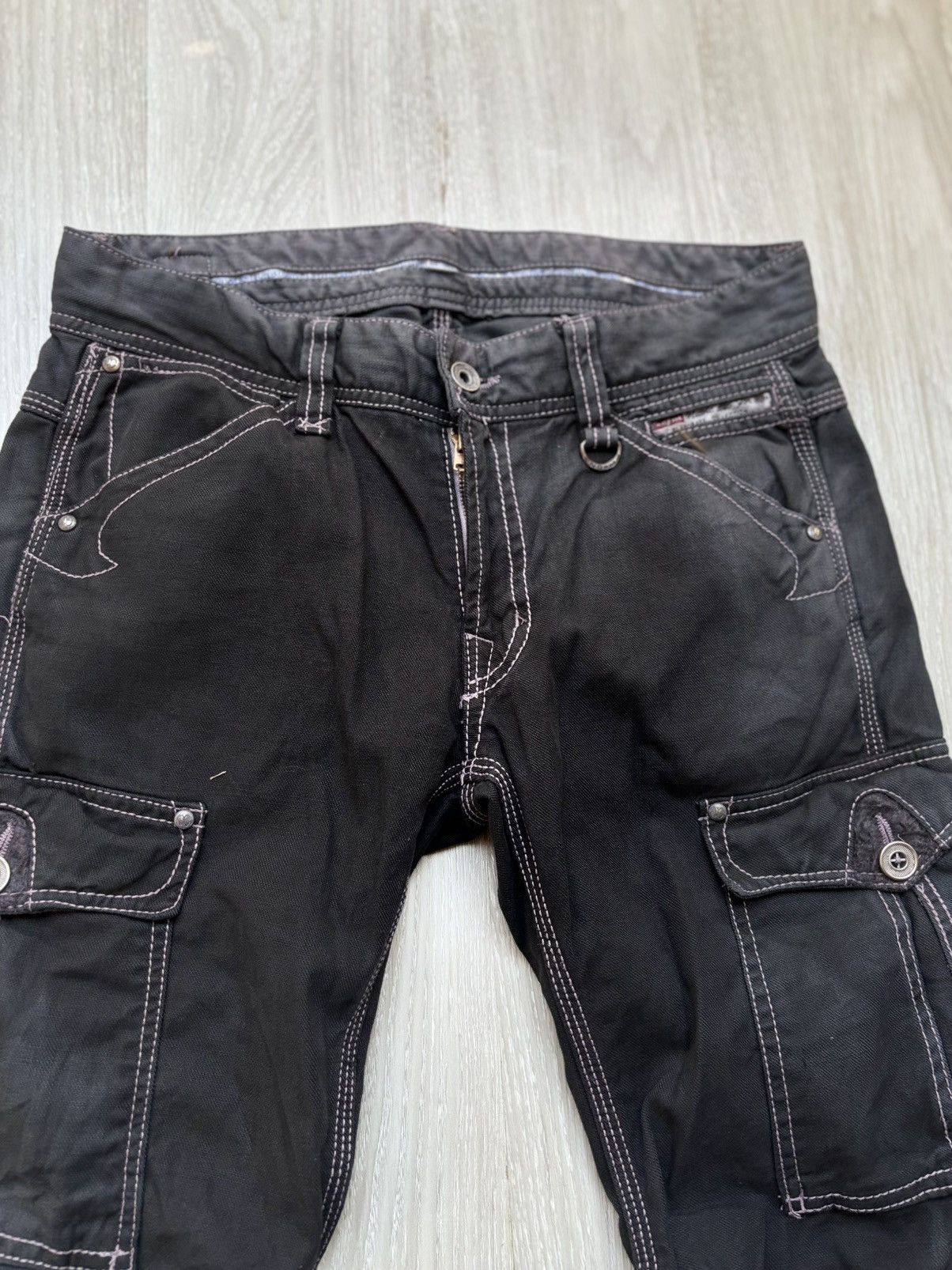 5351 POUR LES HOMMES NICOLE CLUB FOR MEN lace upcargo pants Size US 29 - 2 Thumbnail