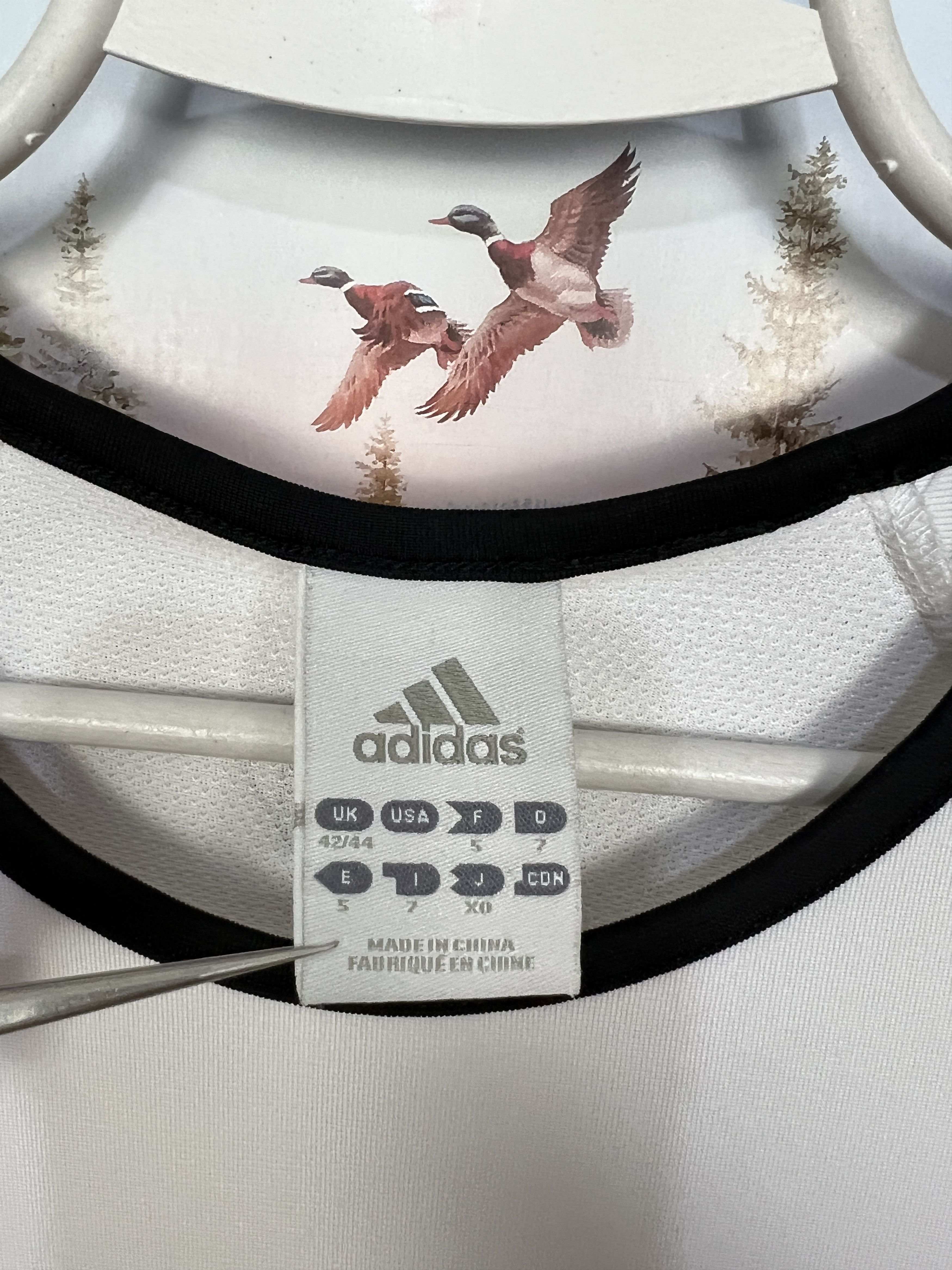 Adidas Vintage Adidas Newcastle United Football Train Vest Soccer Size US L / EU 52-54 / 3 - 7 Thumbnail